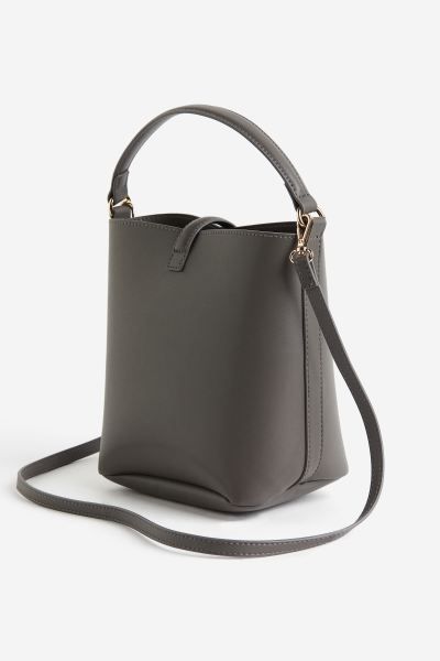 Crossbody bag - Dark grey - Ladies | H&M GB | H&M (UK, MY, IN, SG, PH, TW, HK)