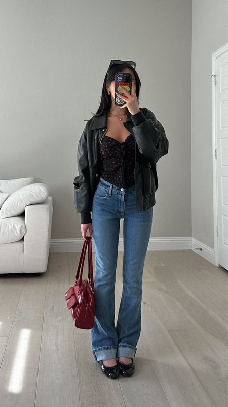 top is garage but old & jeans are old from abercrombie (low rise bootcut) 

- jacket is size xs

#LTKshoecrush #LTKitbag #LTKstyletip