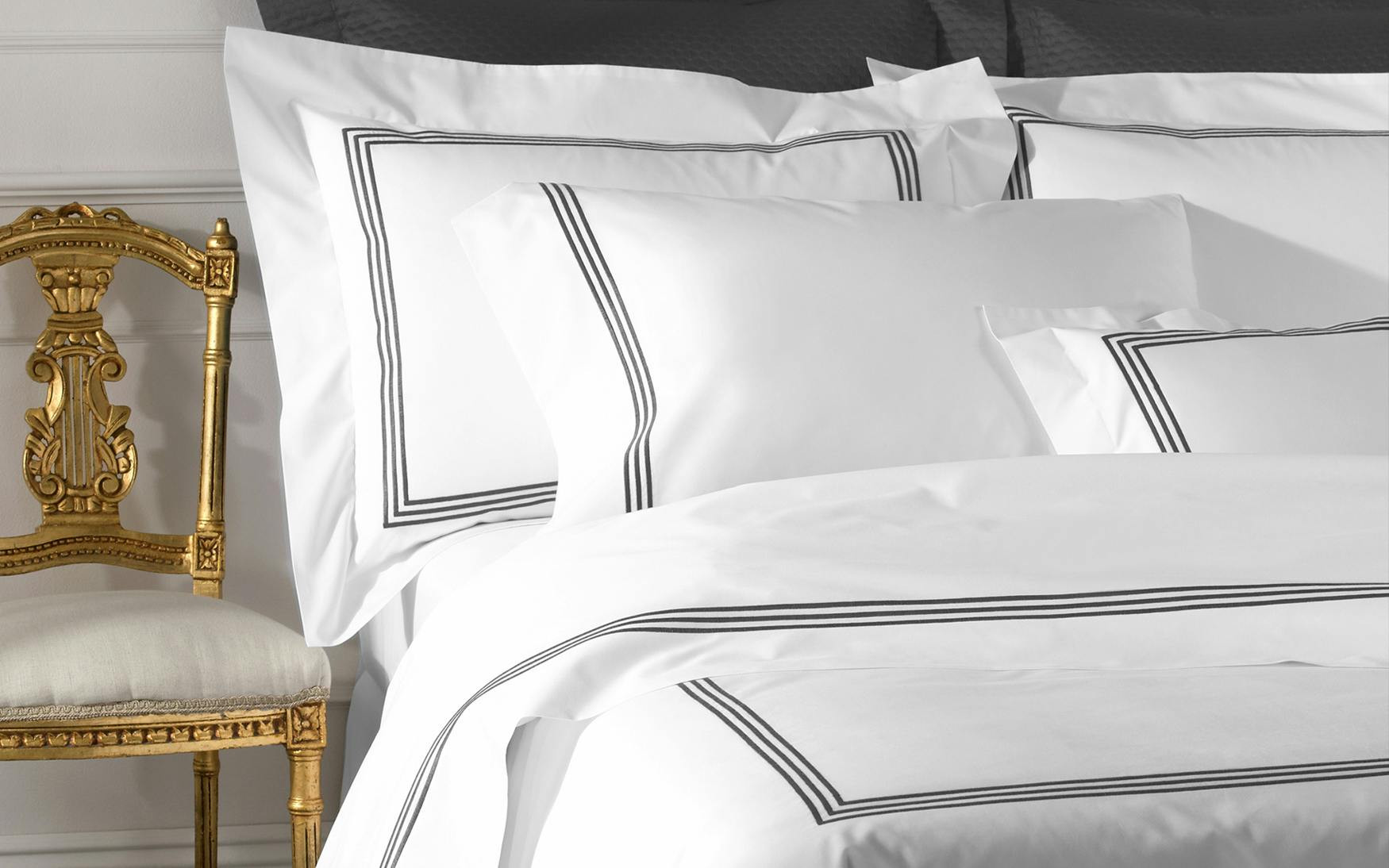 Bel Tempo Flat Sheet | Matouk Luxury Linens | Matouk