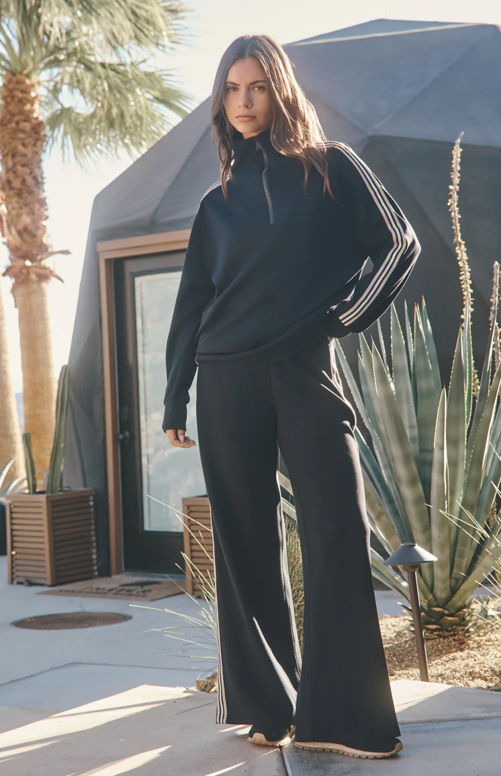 Kinsley Half Zip Pullover | Black | Alp N Rock