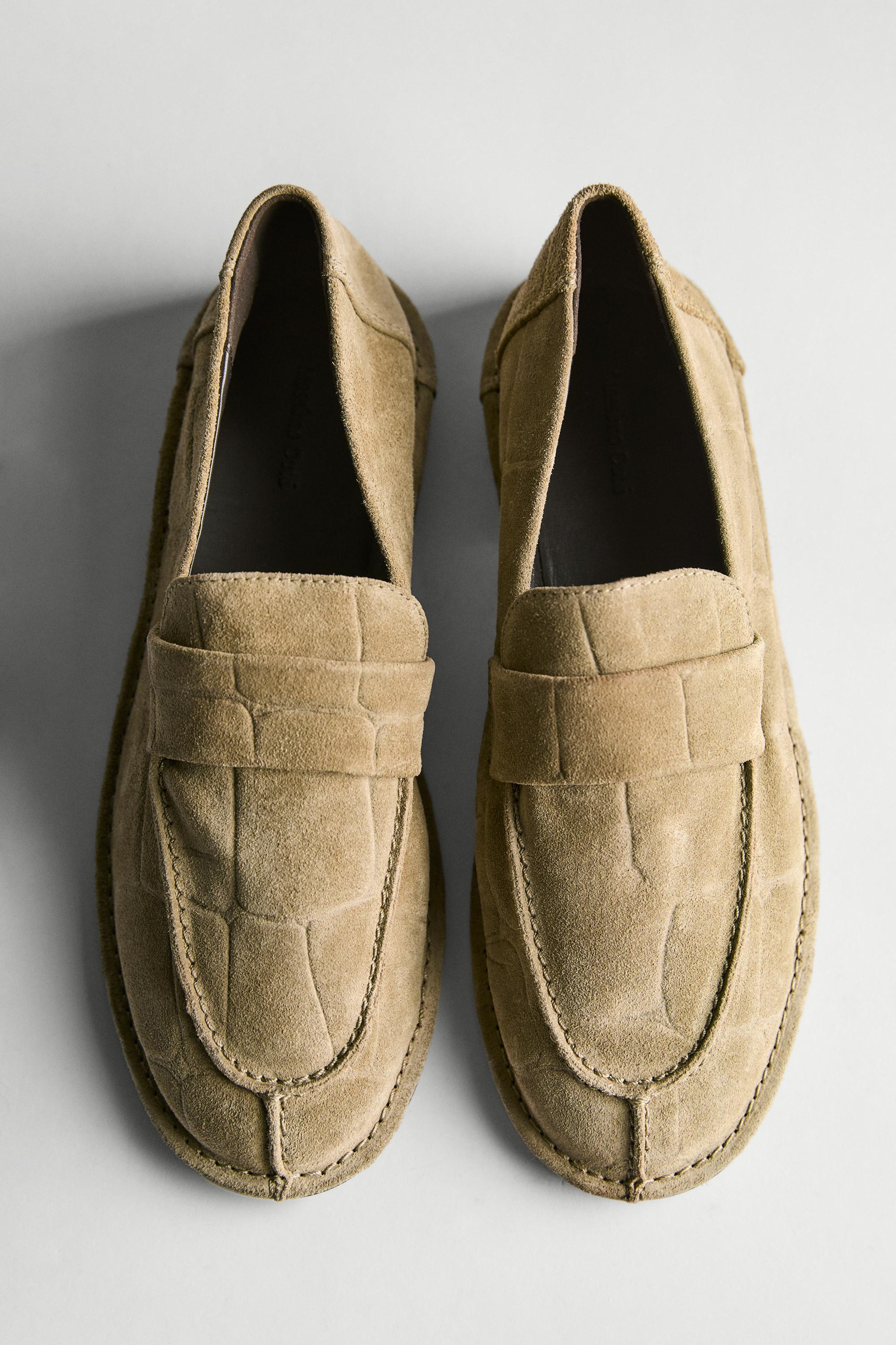 Mocassini soft in pelle scamosciata · Sabbia · Calzature | Massimo Dutti | Massimo Dutti IT
