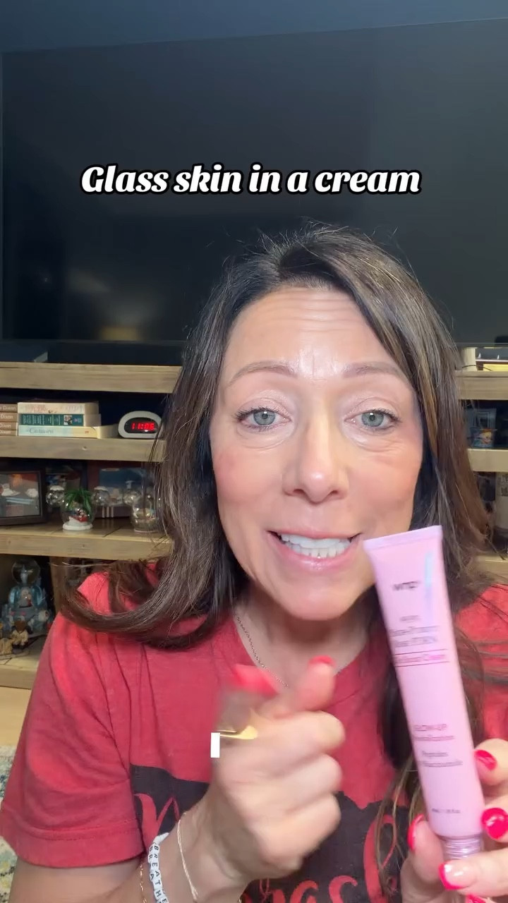WNP PDRN 99.99% rose cream is designed to hydrate, support skin repair, and improve the appearance of smooth, glowing skin.@WNP SKINCARE #KBeautySkincare #PDRNSkincare #glowingskin