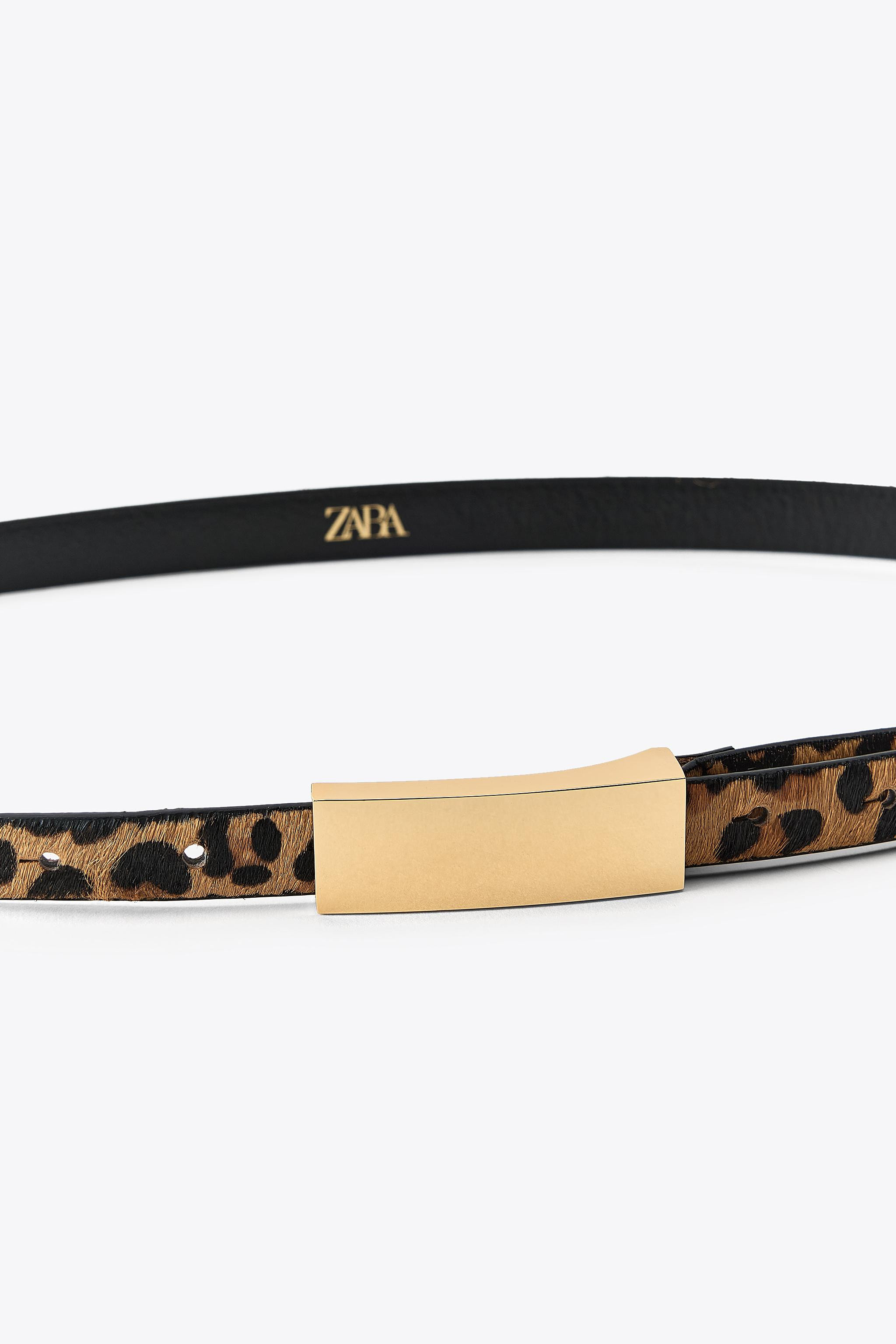 2 cm wide printed leather belt. Rectangular metal buckle. | Zara US