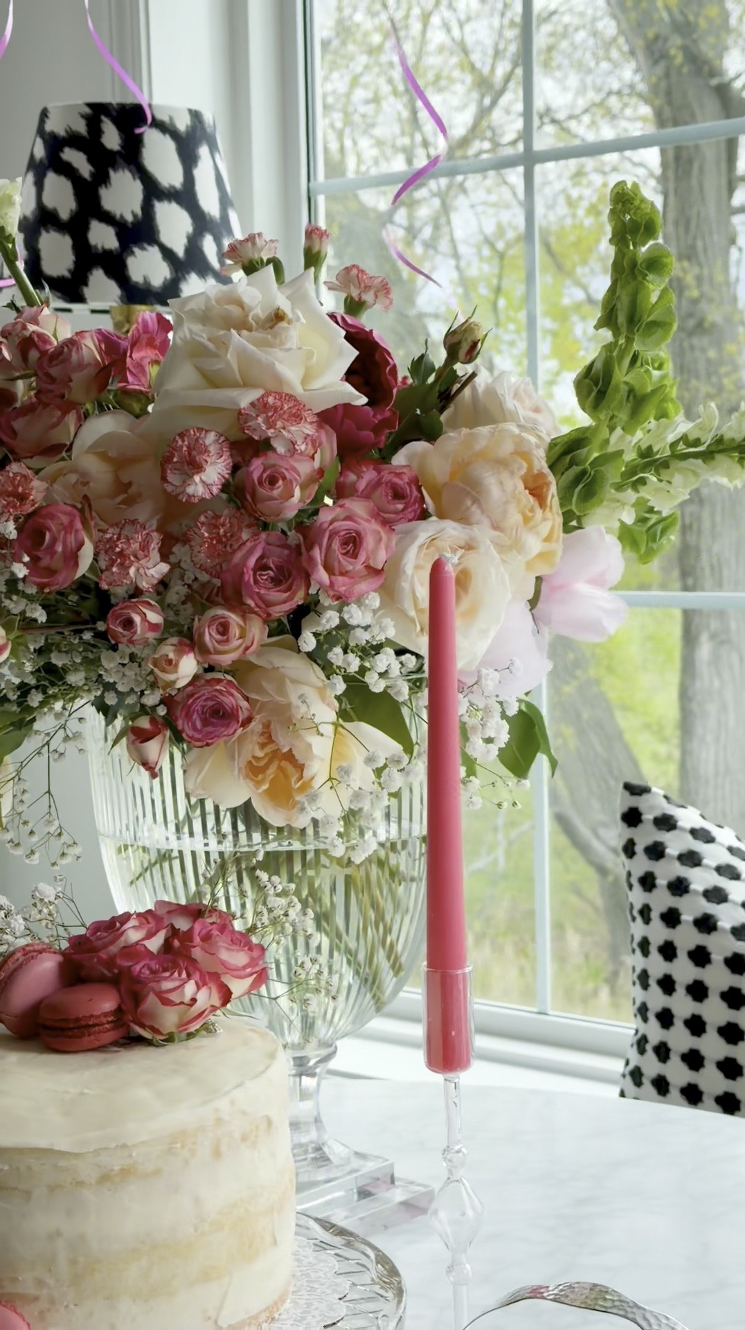 Mother’s Day Brunch idea!
Fresh flower arrangement #vase #pink #mom

#LTKMothersDay #LTKmomlife #LTKHome
