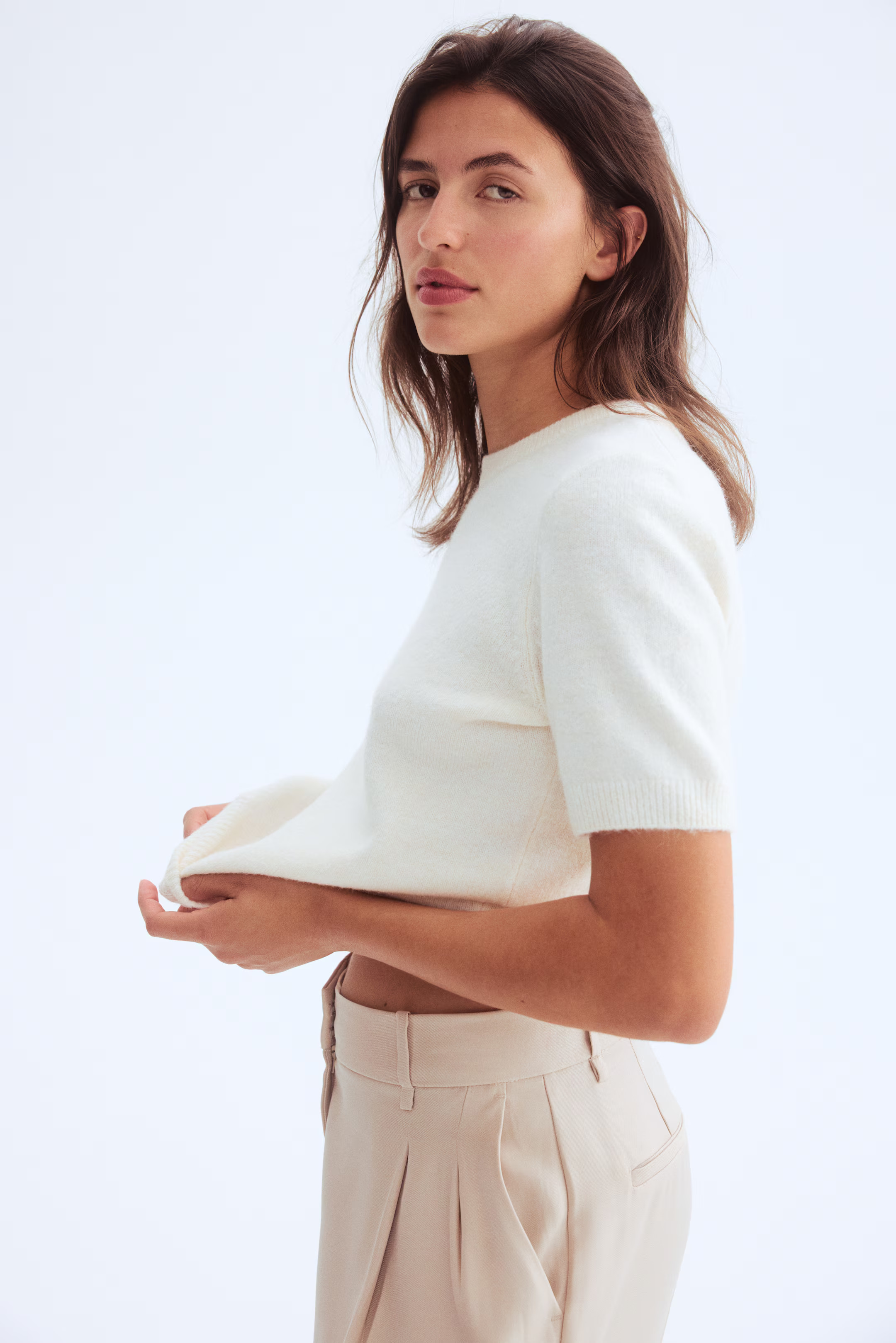 Fine-knit jumper - Cream - Ladies | H&M GB | H&M (UK, MY, IN, SG, PH, TW, HK)