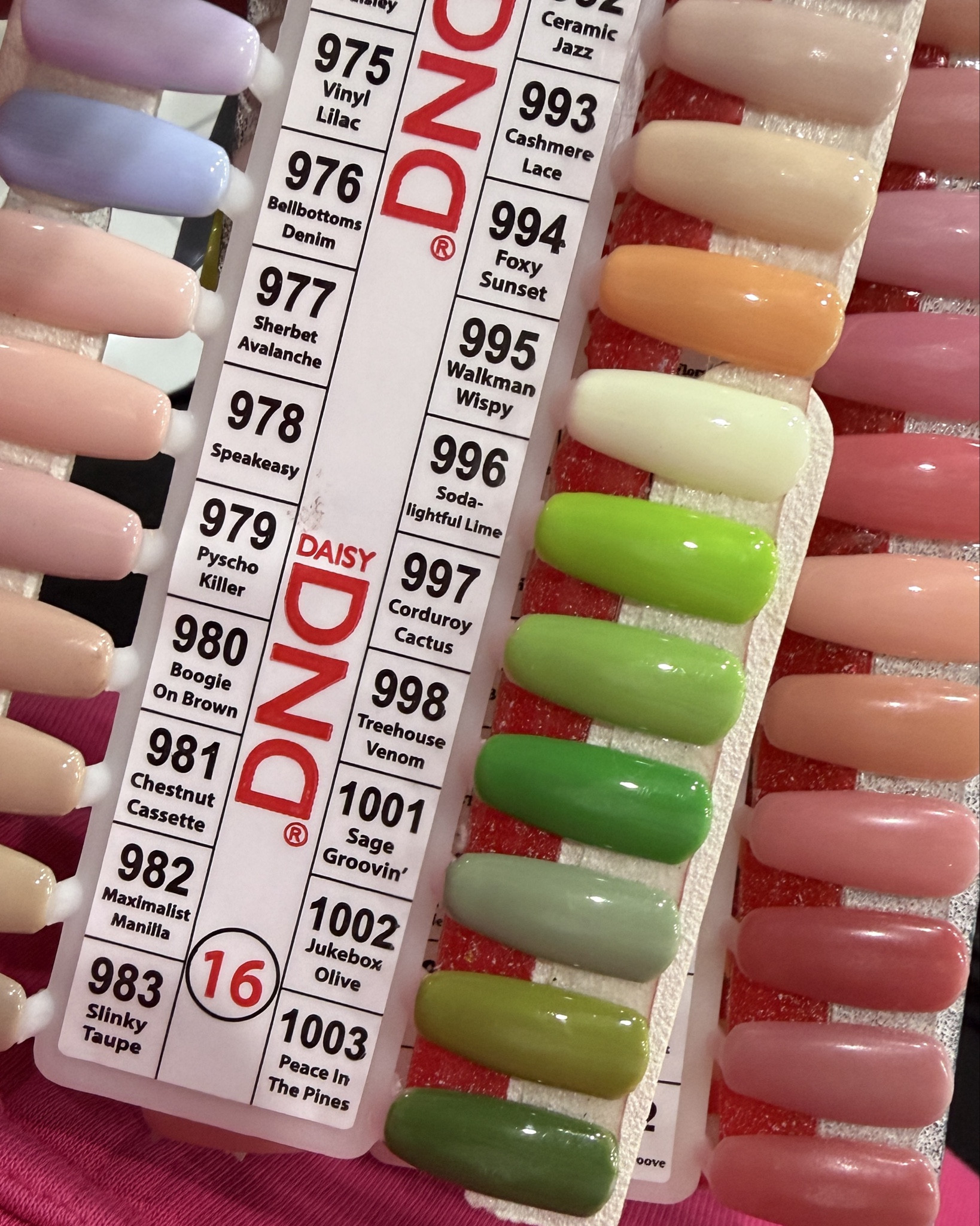 The palette -> the art 🍀 

#LTKdayinmylife #LTKvlog #LTKBeauty