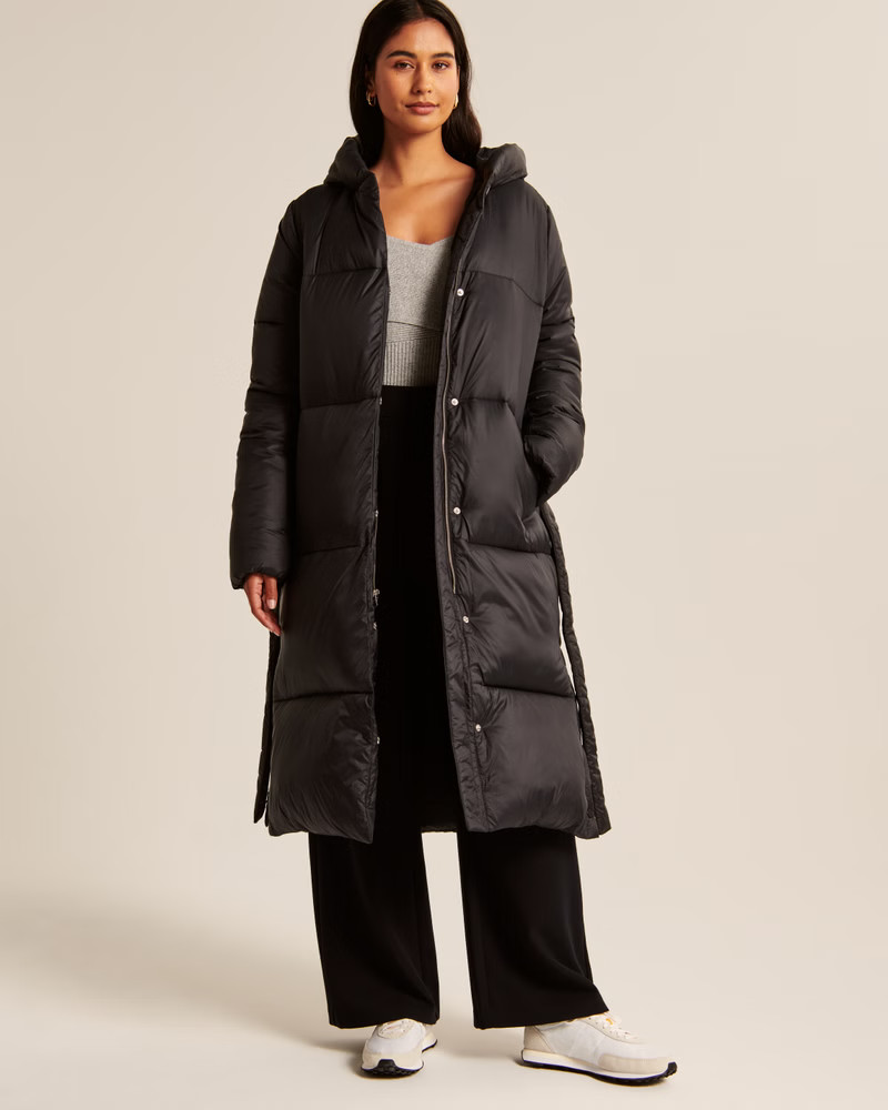 Women's A&F Air Cloud Long Puffer | Women's Coats & Jackets | Abercrombie.com | Abercrombie & Fitch (US)