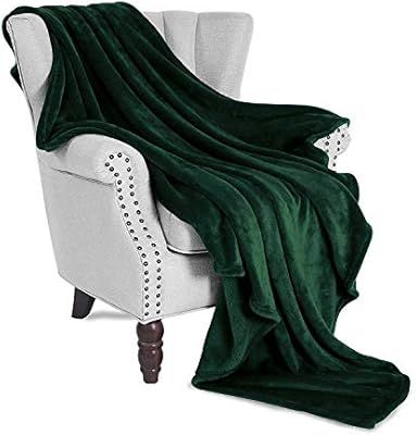 Exclusivo Mezcla Large Flannel Velvet Plush Throw Blanket - 50" x 70" (Forest Green) | Amazon (US)