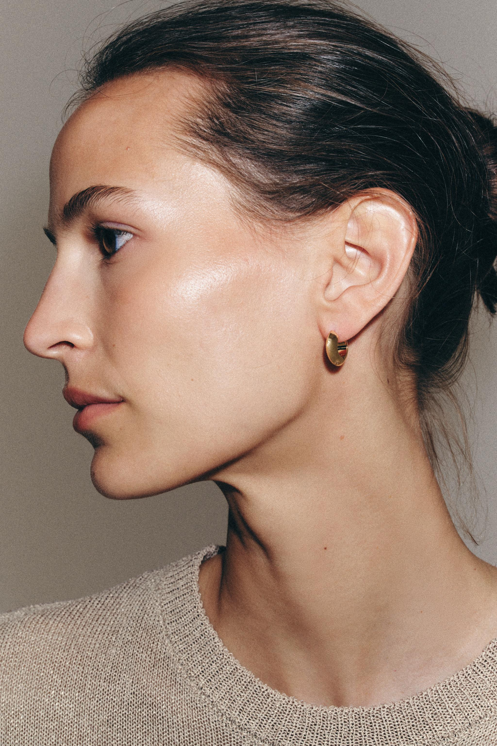 PACK OF SHINY HOOP EARRINGS | Zara US