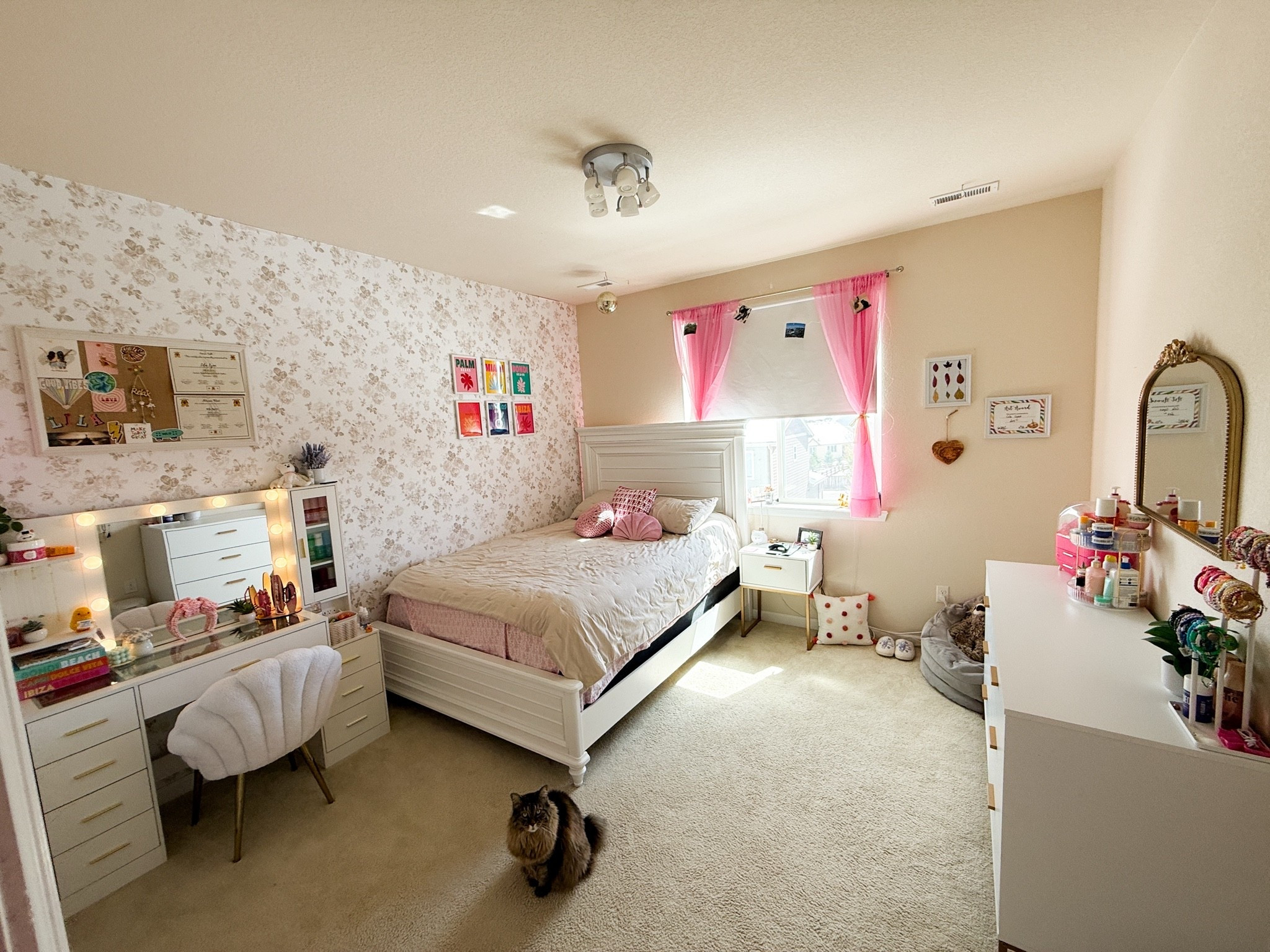 Lila's preppy teen bedroom!
#preppybedroom #preppyteenroom #girlsbedroom #teengirlbedroom #tweengirlbedroom #loveshackfancy #wayfair #homedepot #afw #amazon #potterybarn #potterybarnteen #rollerrabbit #teenroommakeover #teengirlroom

#LTKmomlife #LTKKids #LTKHome