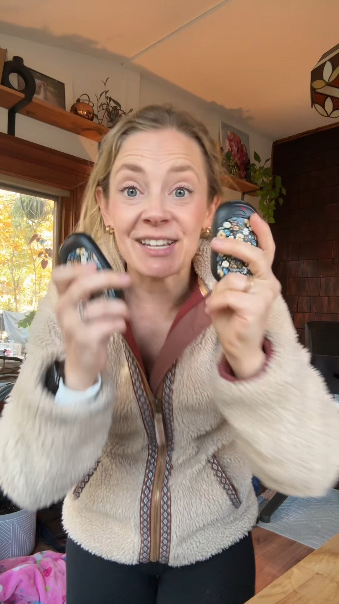 The best way to keep your hands warm is these rechargeable hand warmers… I’m obsessed! Getting one for each white elephant this year. ☺️

#LTKHoliday #LTKGiftGuide #LTKSeasonal