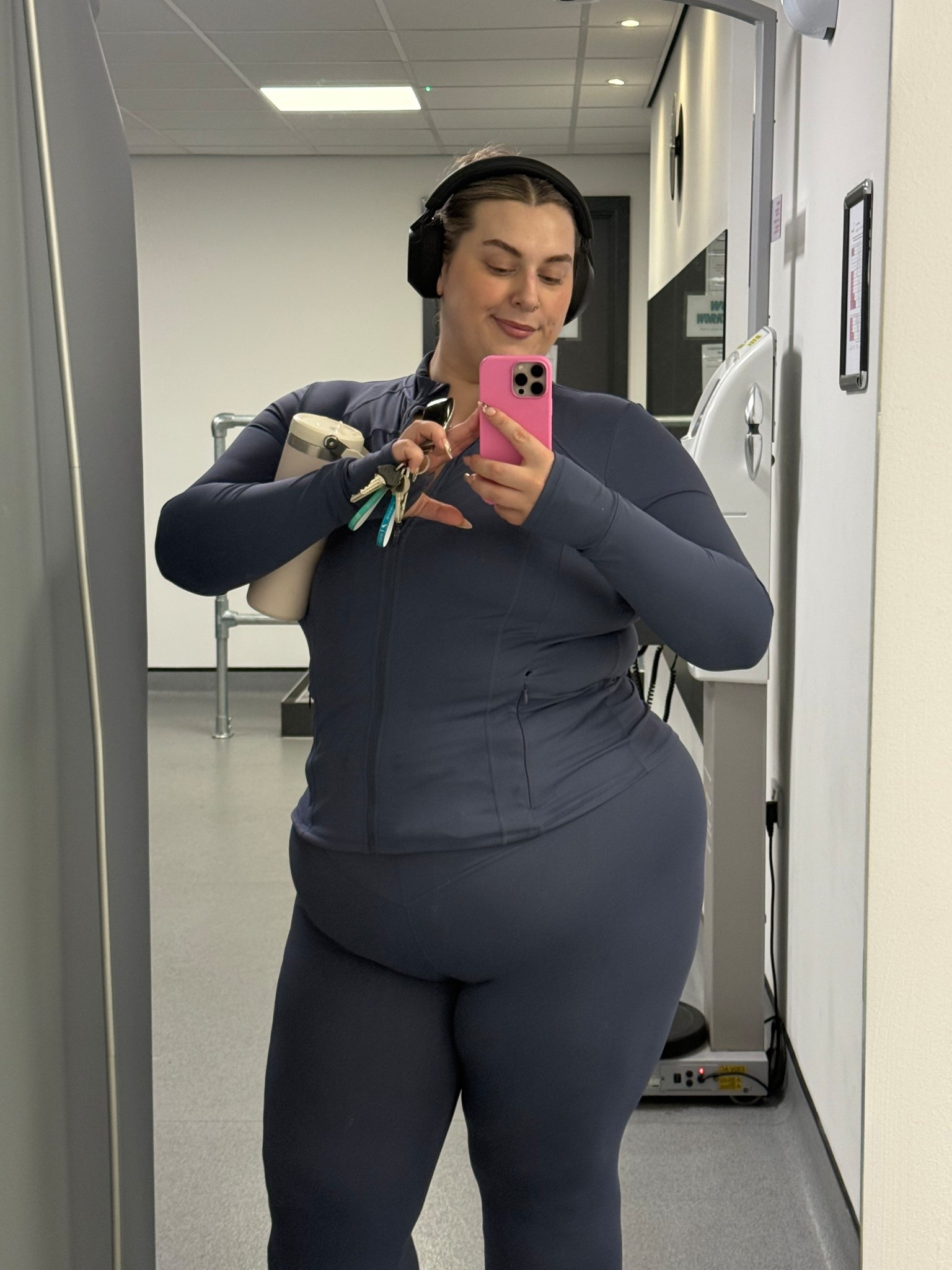 today’s gym fit🤸🏼‍♀️