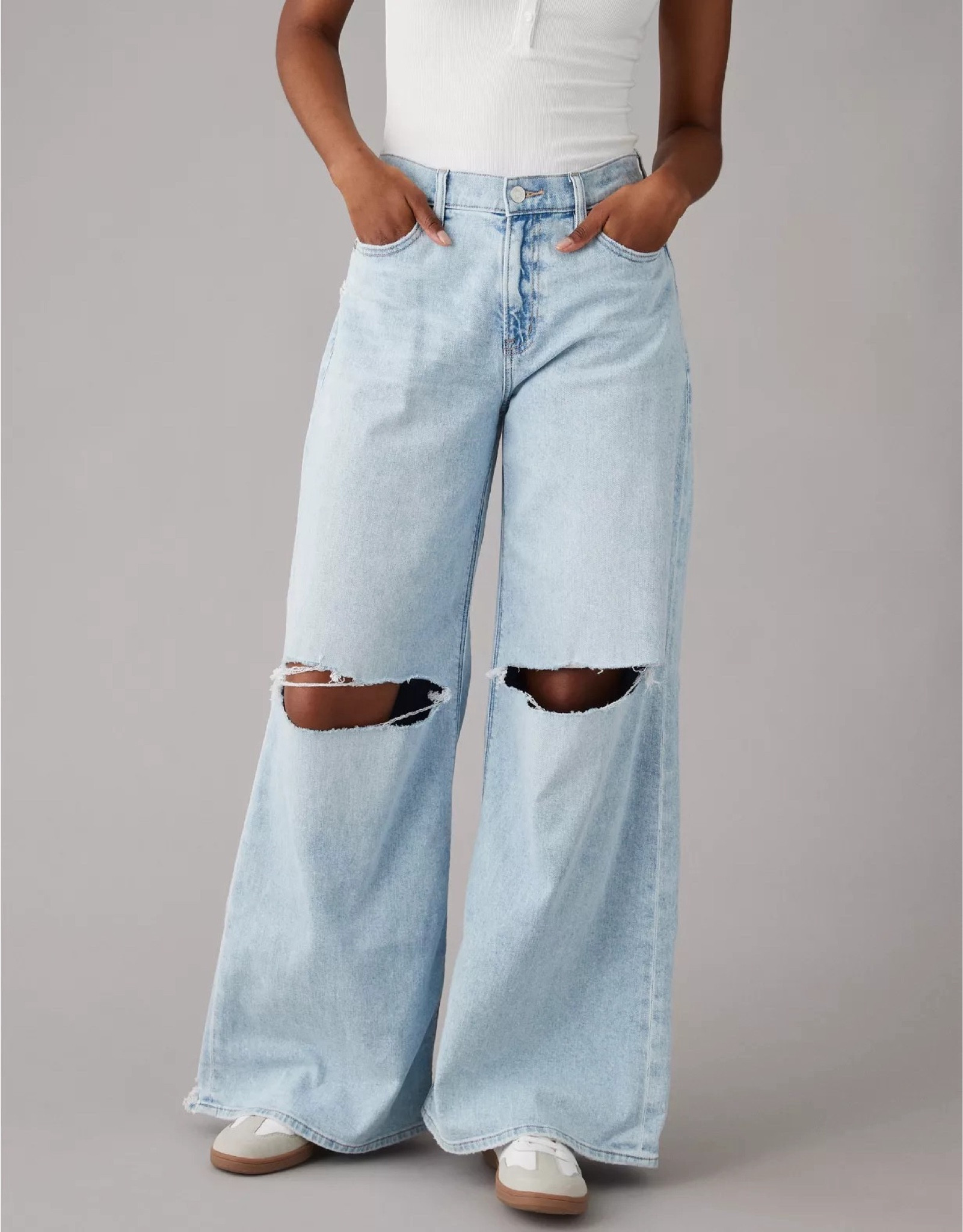 Aerie & American Eagle sale 
Spring outfit 

 


#LTKSeasonal #LTKfindsunder50 #LTKfindsunder100 #LTKstyletip #LTKsalealert #LTKtravel #LTKSpringSale