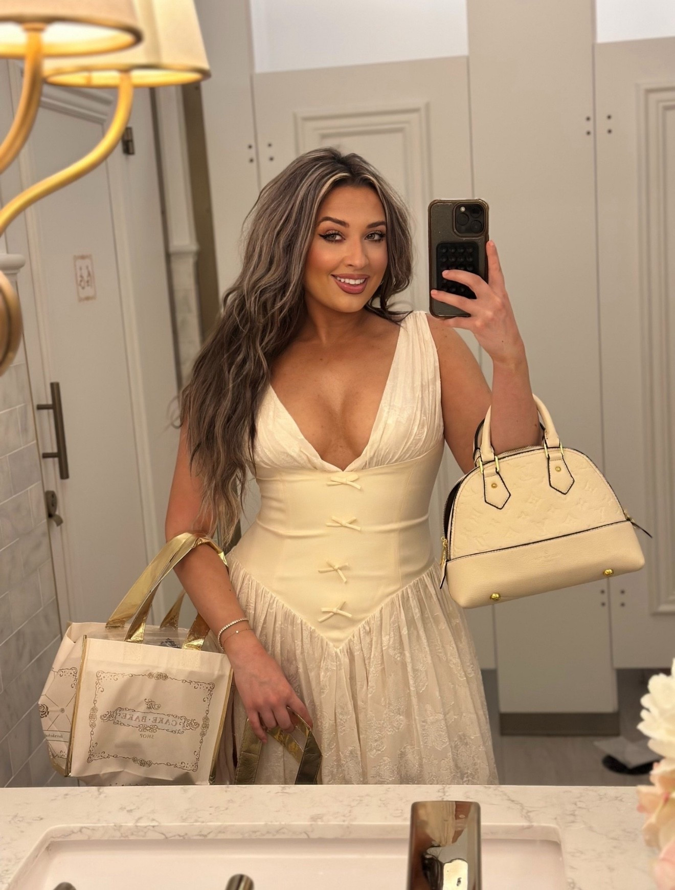 The prettiest dress I’ve ever worn! I’m wearing a large/US10. It has a corset and is adjustable .



#LTKParties #LTKStyleTip #LTKItBag