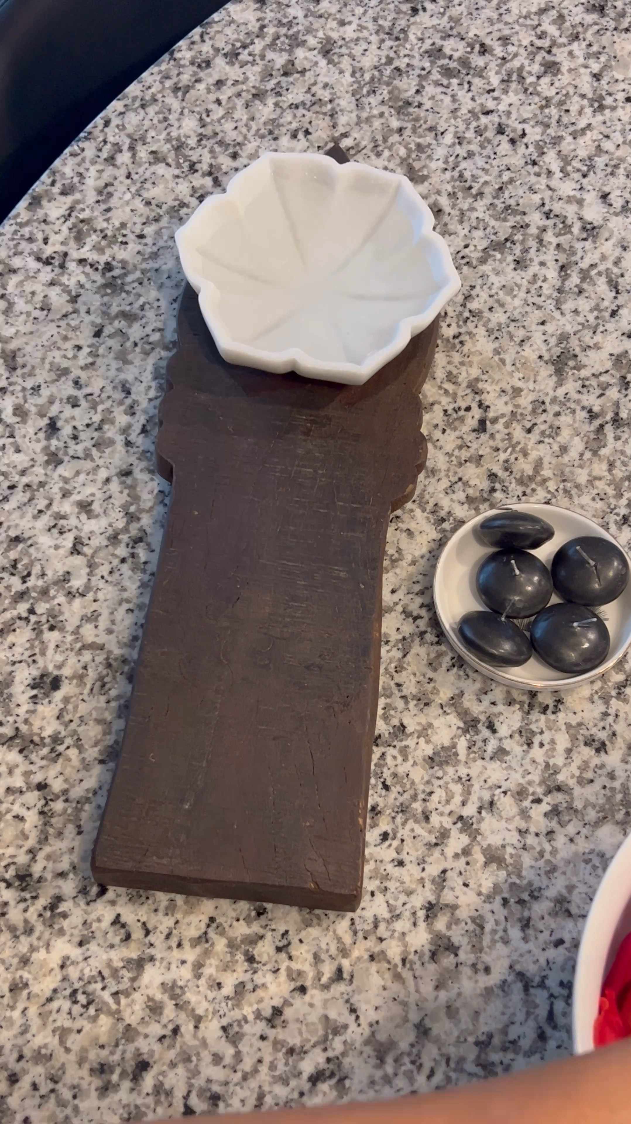 Amazing find!! One of kind! Grab while it’s in stock and the tray is on SALE too !!! 