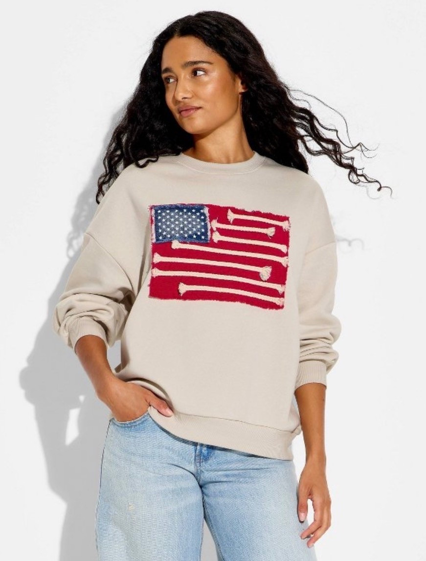 RUN for this #FreePeople dupe … it’s selling out FAST and perfect for the 4th of July!! 🇺🇸

#LTKmomlife #LTKSeasonal #LTKOver40