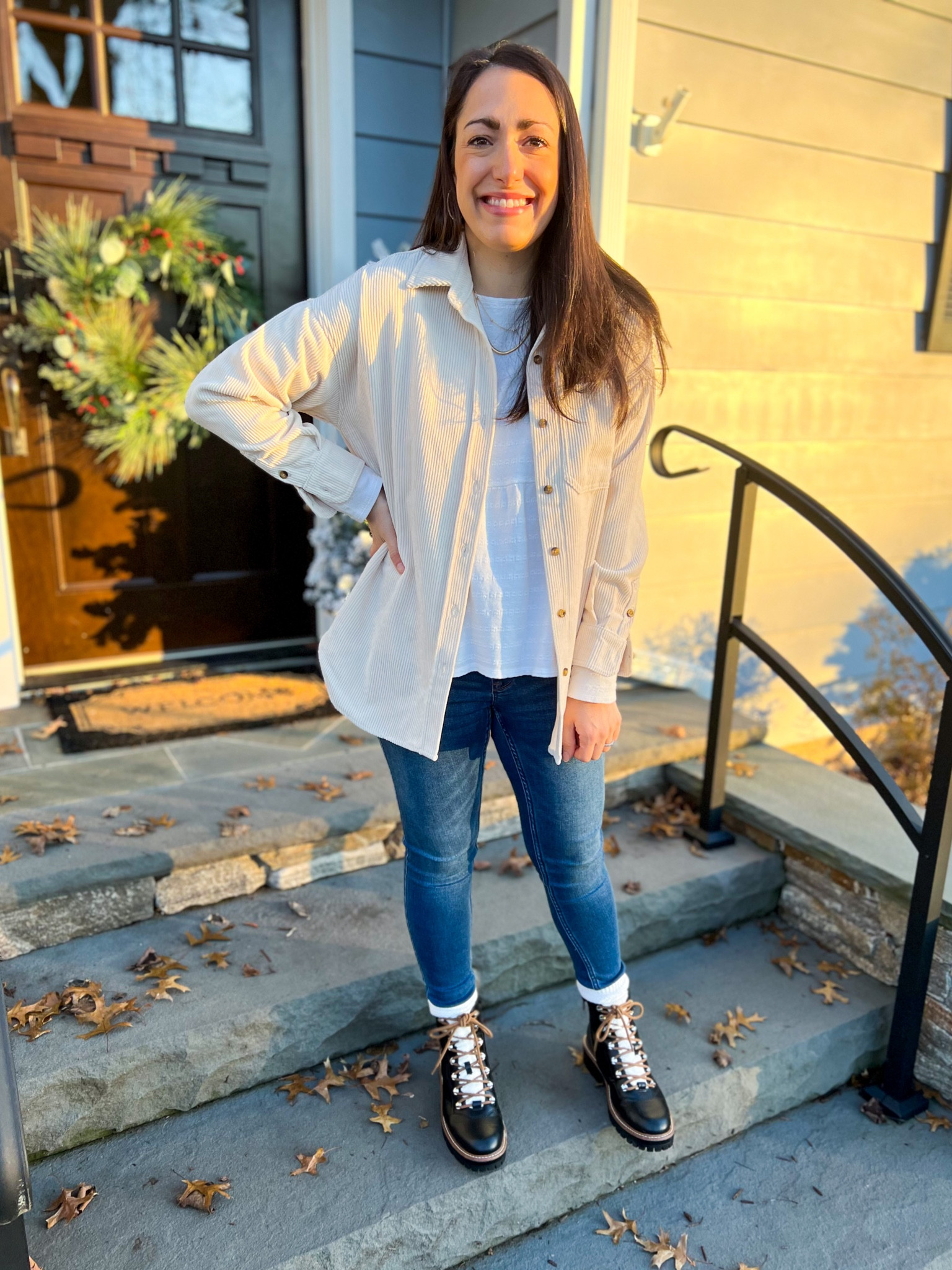 Jeans: 27 short
Boots: tts

#LTKworkwear #LTKstyletip #LTKunder50