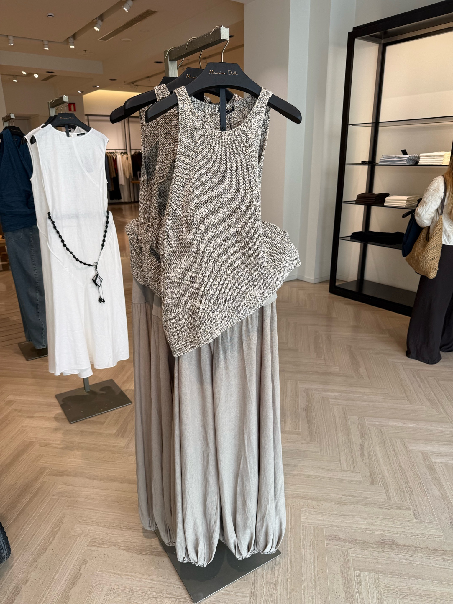 The most chic summer outfit EVER👏🏼
Tags: new in massimo dutti asymmetric knit top neutral balloon trousers sheer waistband stretch fashion city break holiday vacation inspo outfit ideas ootd trends

#LTKsummer #LTKstyletip
