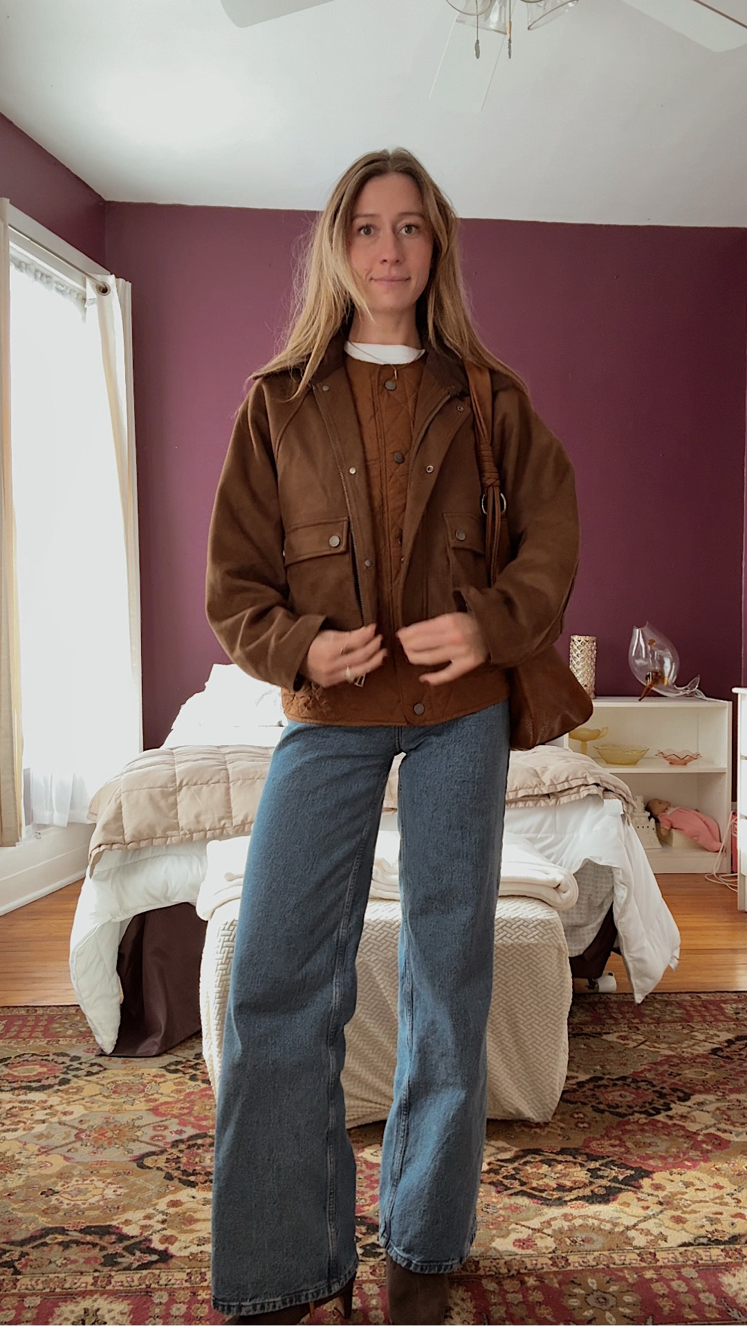 Thanksgiving casual chic style of the day 🦃

Women’s fall fashion, Thanksgiving outfit, casual chic style, suede boots, women’s jeans, suede jacket 
