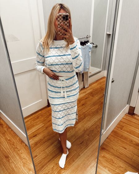 Coastal vacation outfit from @kohls 🤍 striped two piece set: sweater + skirt, wearing it in size small 

Beach vacation outfit • vacay outfit • midi skirt outfit 

#LTKstyletip #LTKtravel