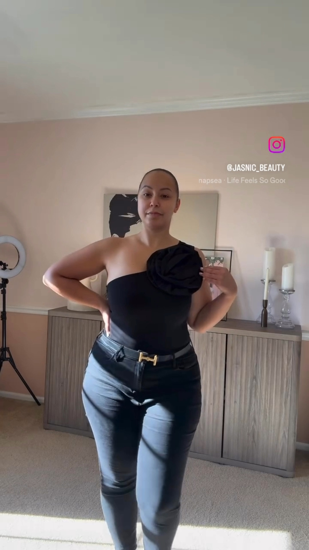 H&M Try-On Haul

I had to take advantage of their sale, so you know I added a few new pieces to my closet And honestly… I’m so glad I did! The cutest pieces to wear for the holidays. 

#LTKOver40 #LTKHoliday #LTKMidsize