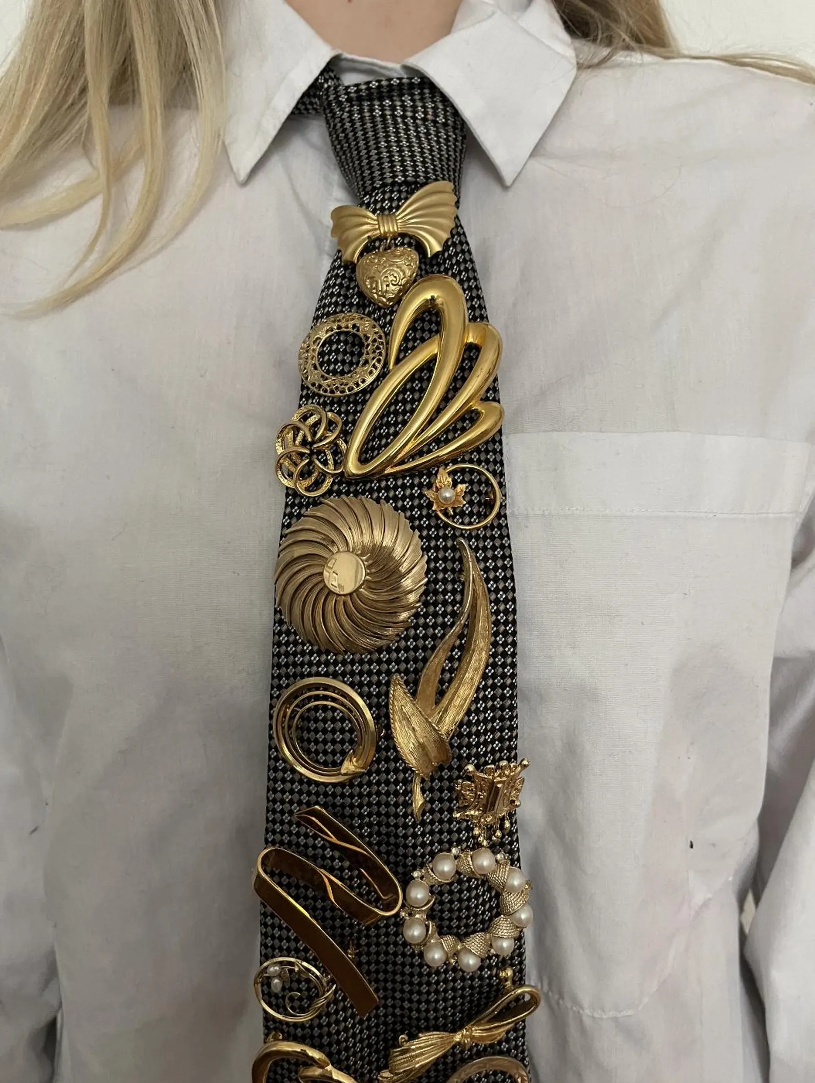 The Charlotte Brooch Necktie | vintage brooches, brooch tie, vintage, work wear, wearable art, st... | Etsy (US)