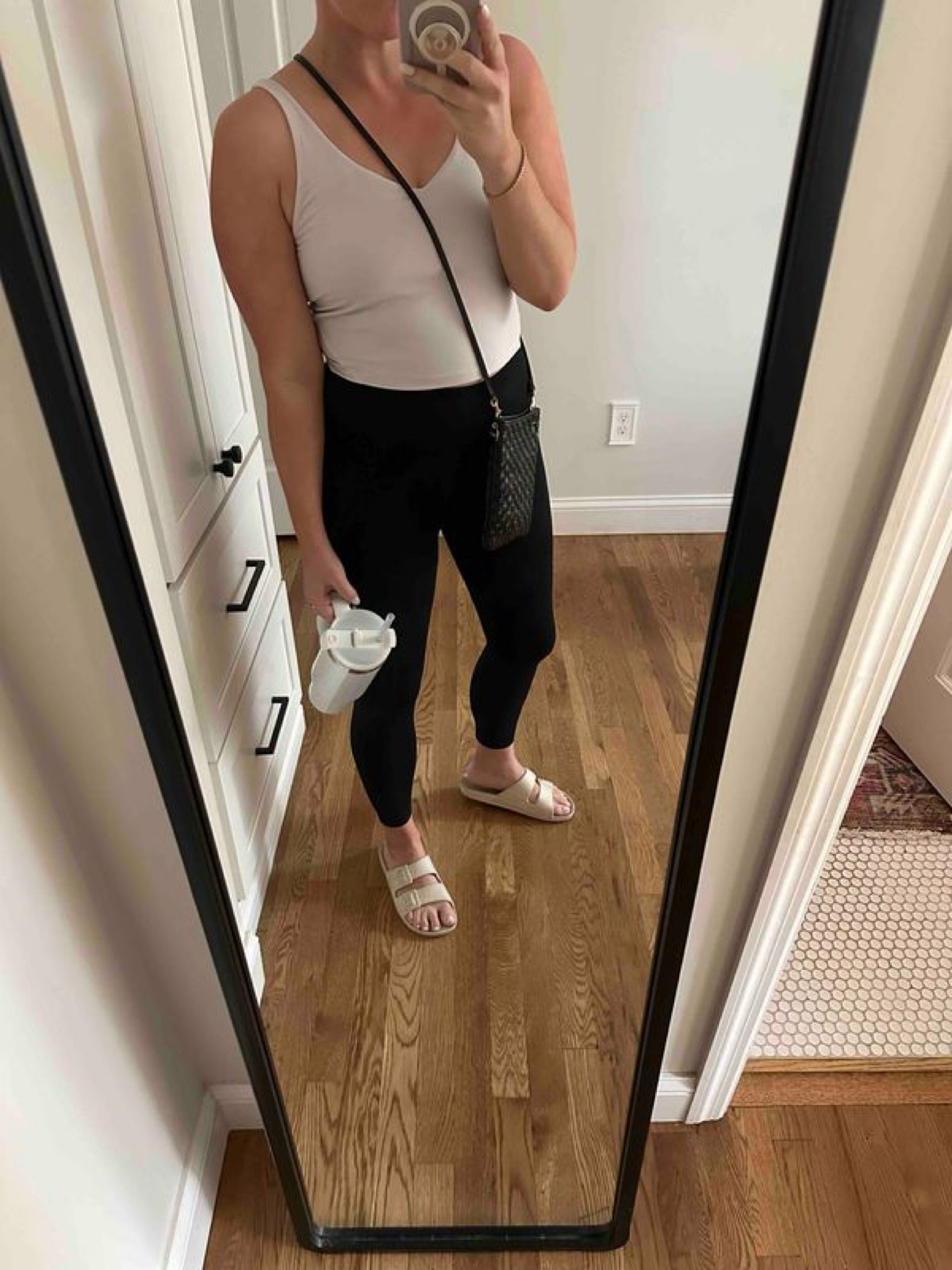 barre outfit // casual mom stylee

#LTKSeasonal #LTKFindsUnder50 #LTKActive