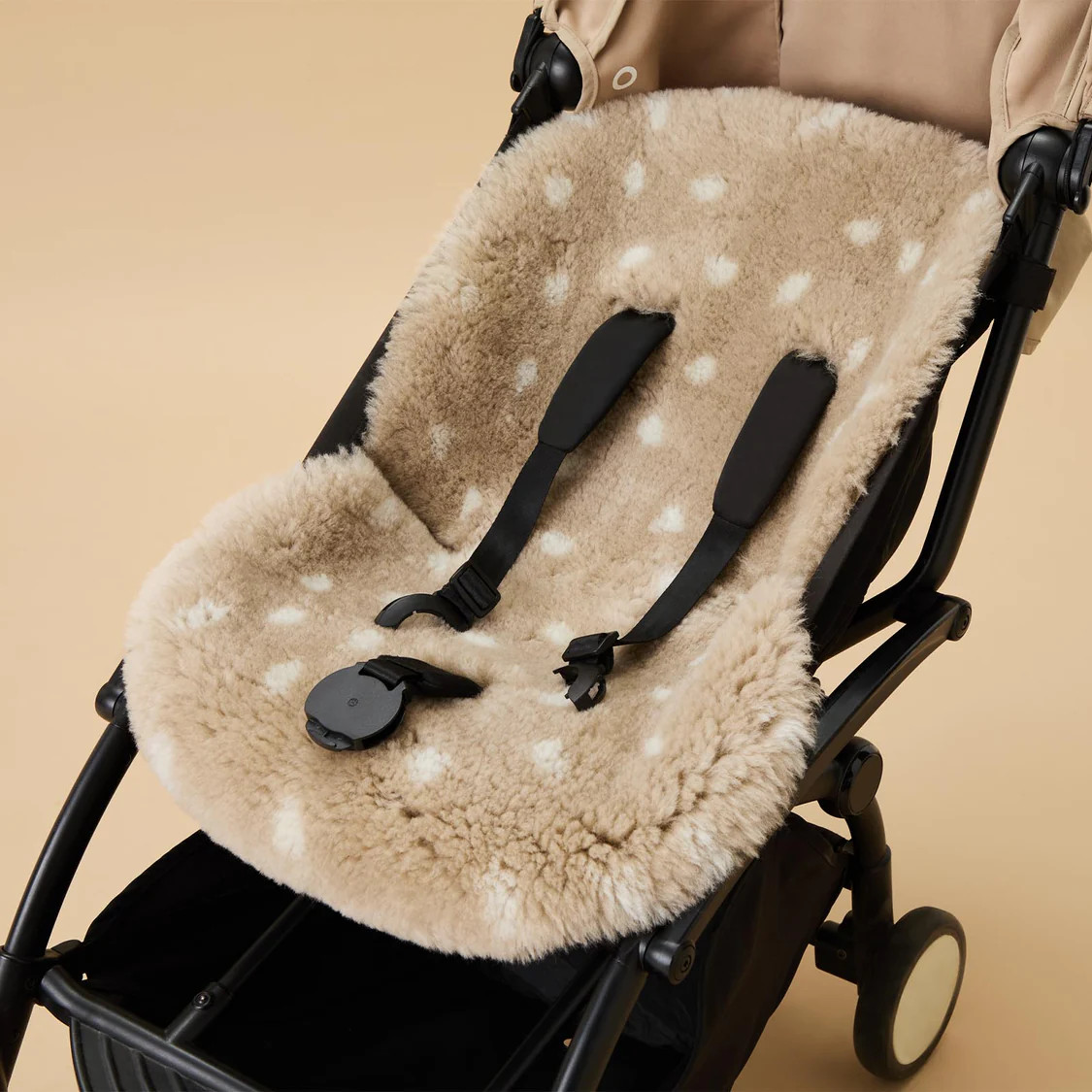 MORI x BINIBAMBA Fawn Sheepskin Snuggler | Baby Mori