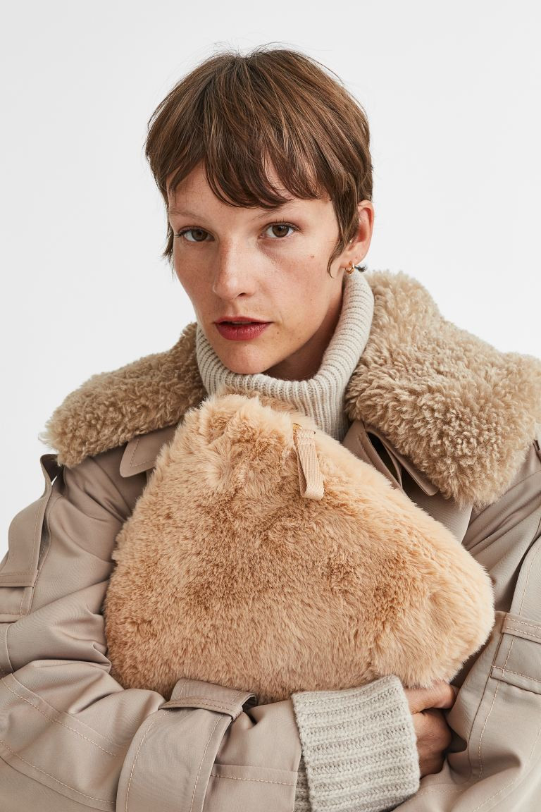 Laptop Case | H&M (US + CA)