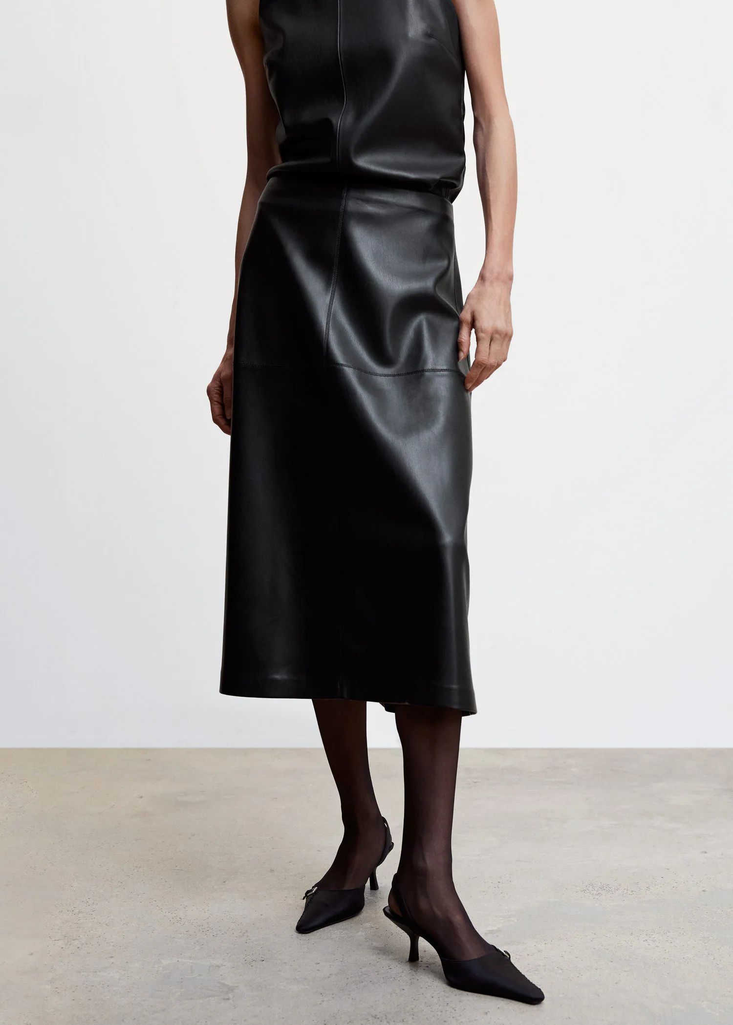 Faux-leather skirt | MANGO (US)