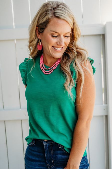 Ruffle sleeve tee

Green shirt  Maurices  summer outfit  summer fashion  jewelry  pink earrings  pink necklace

#LTKSeasonal #LTKstyletip