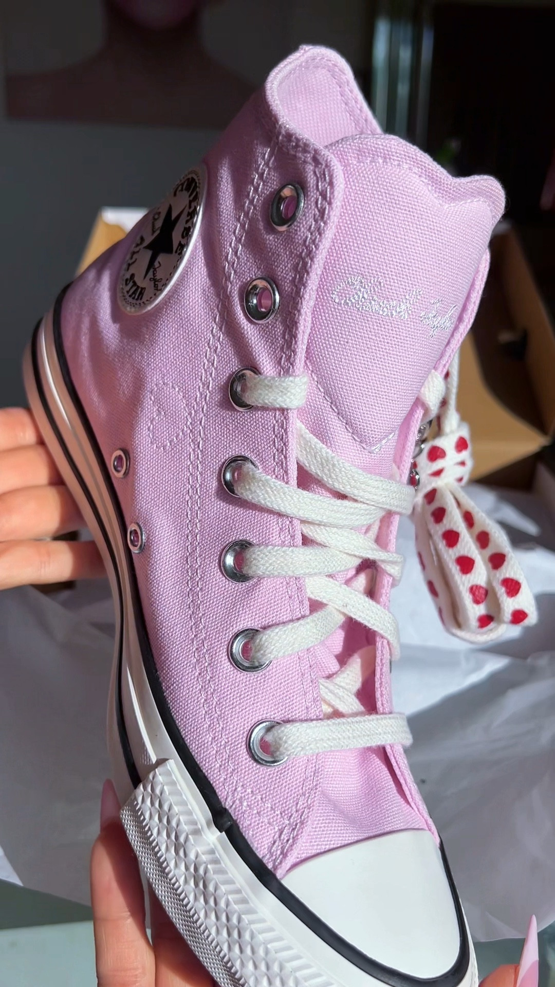 Shop these cute pink Valentine’s Day Converse.

#LTKSeasonal #LTKValentine #LTKU
