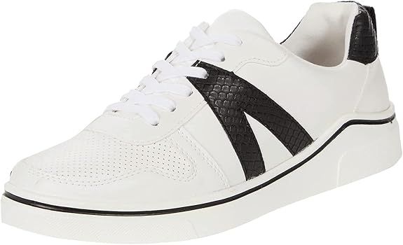 Mia Women's Alta-D | Amazon (US)