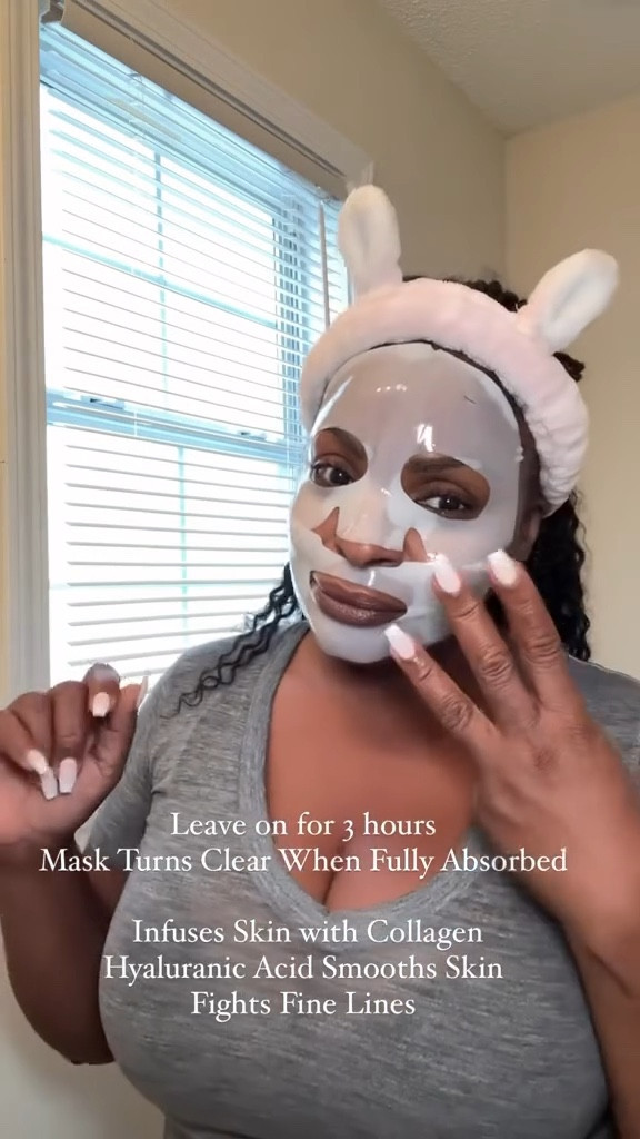 💆🏾‍♀️ I'm in love with this mask... it's always sold out, and here's why! 

This Deep Collagen Power Boosting Mask contains 37g of collagen and absorbs easily into the skin.

Suitable for all skin types, it's especially perfect for dry skin, providing moisture and elasticity.

#LTKselfcare #LTKActive #LTKBeauty