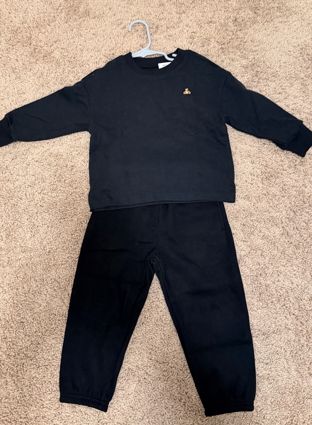 A cute simple look, black on black from GAP, I love the little detail of the bear 🐻  

#LTKKids #LTKmomlife #LTKBaby