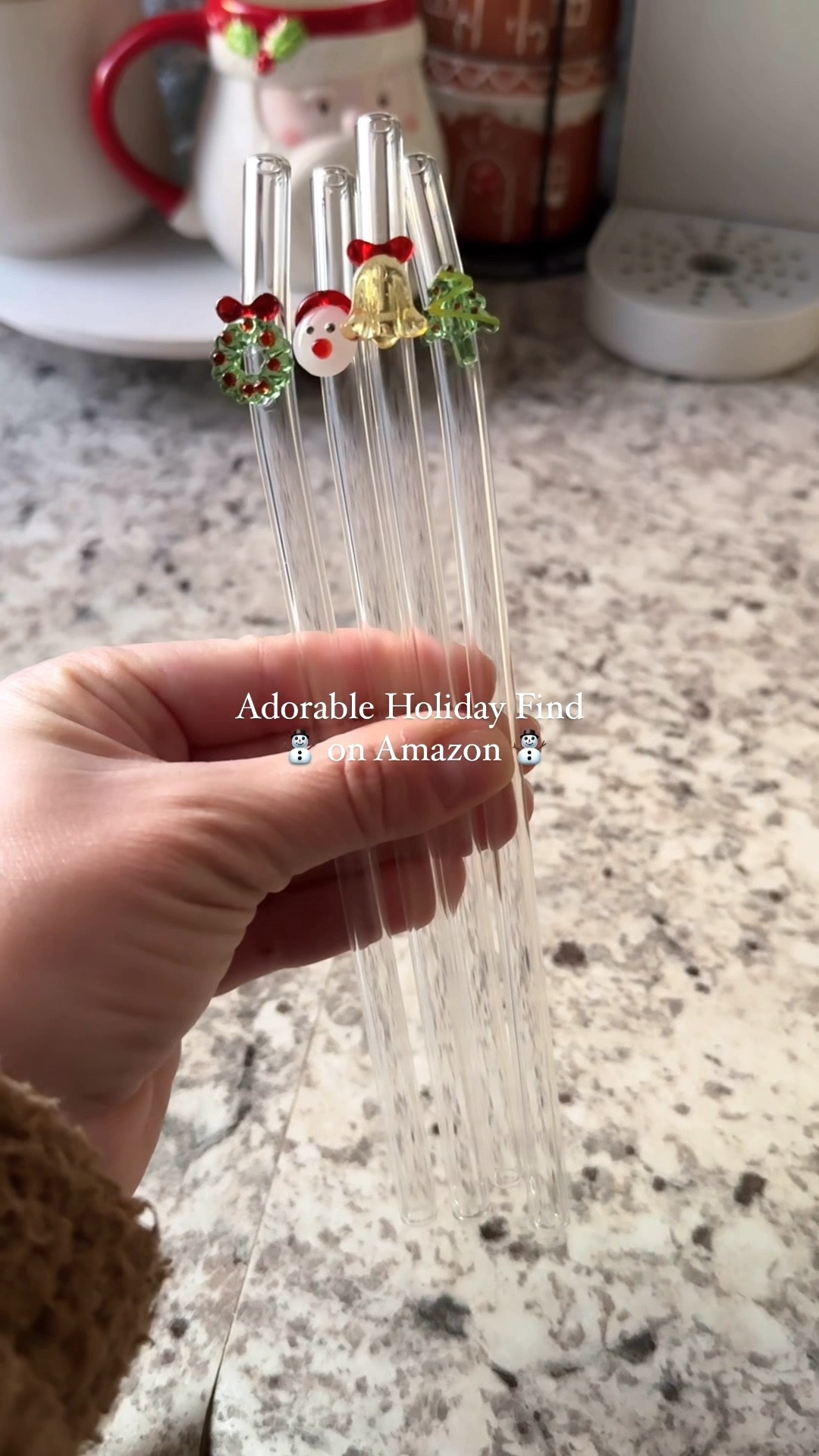 4 pack of reusable glass straws, holiday themed, Christmas themed, under $10 

#LTKGiftGuide #LTKHoliday #LTKWatchNow
