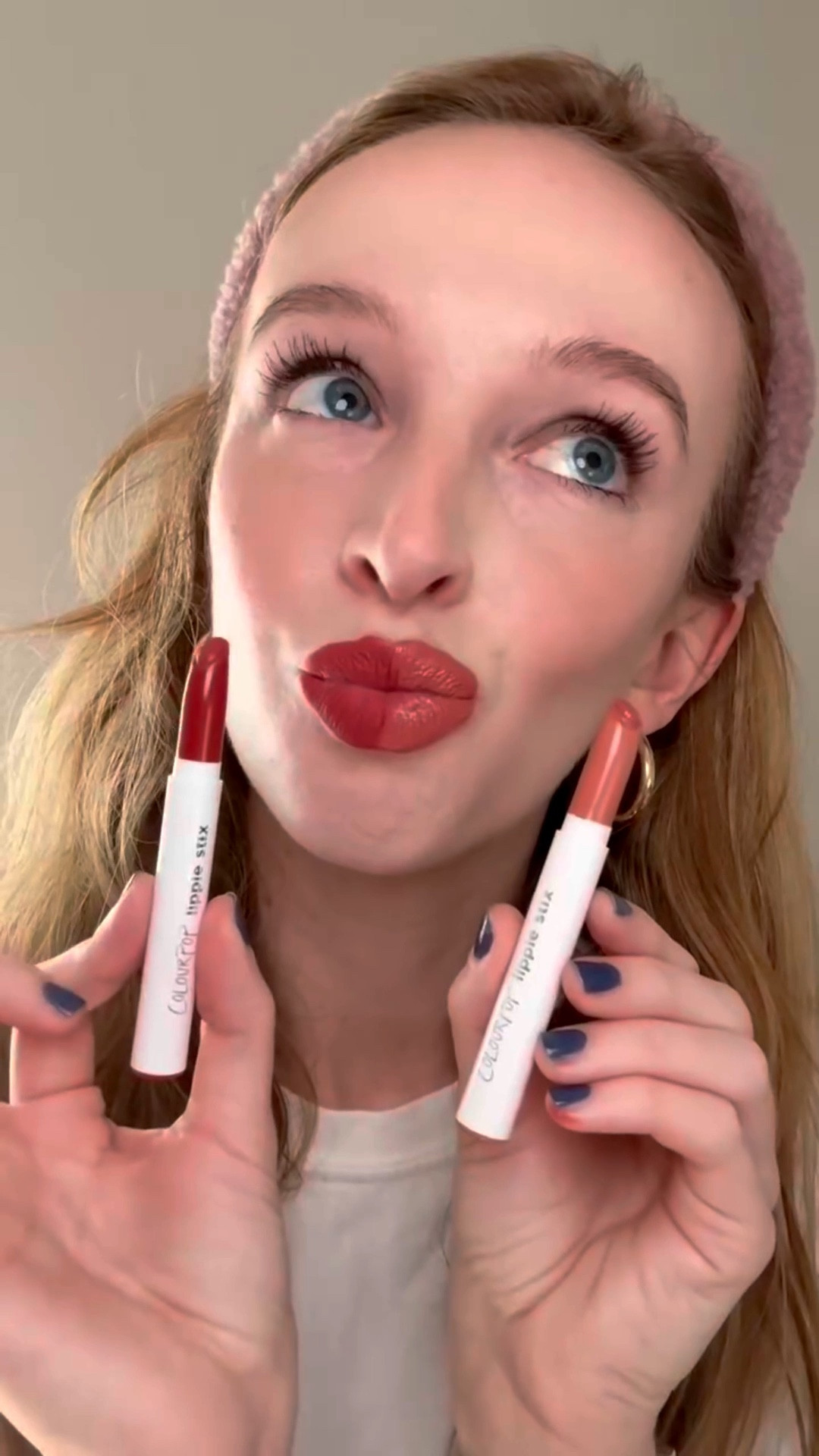 Did you know @colourpopcosmetics lippie stix come in multiple finishes??

Which finish do you prefer?

At Twilight in crème finish
Fly-fi in matte x finish

#colourpop #lippiestix #ugccreator #lipswatch #mattelipstick #creamlipstick #redlipstick #colourpopcosmetics

#LTKgrwm #LTKFindsUnder50 #LTKBeauty