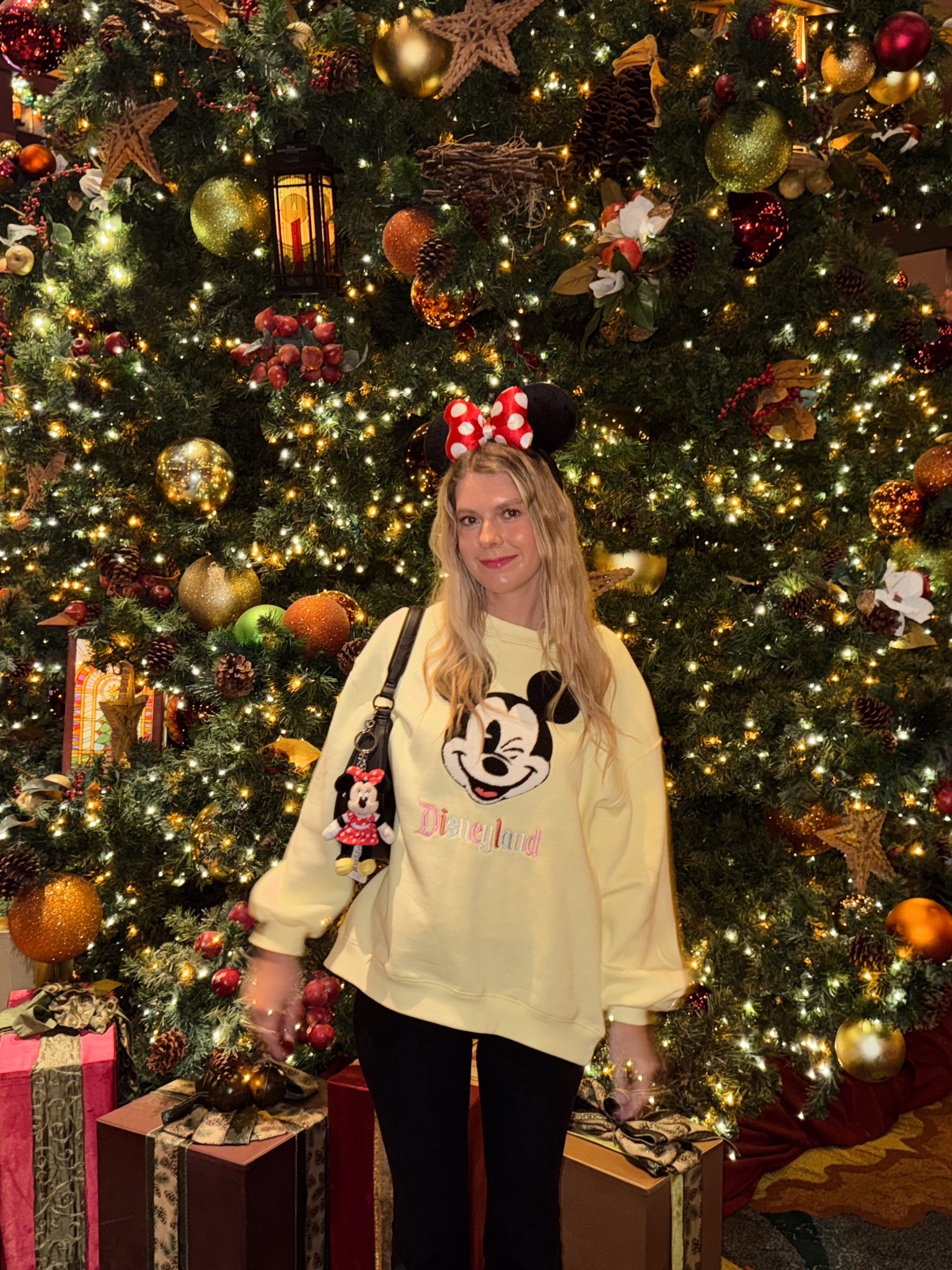 linking my favorite sweatshirts from Disney 👸🏼✨💫 

#LTKSeasonal #LTKTravel #LTKFindsUnder100