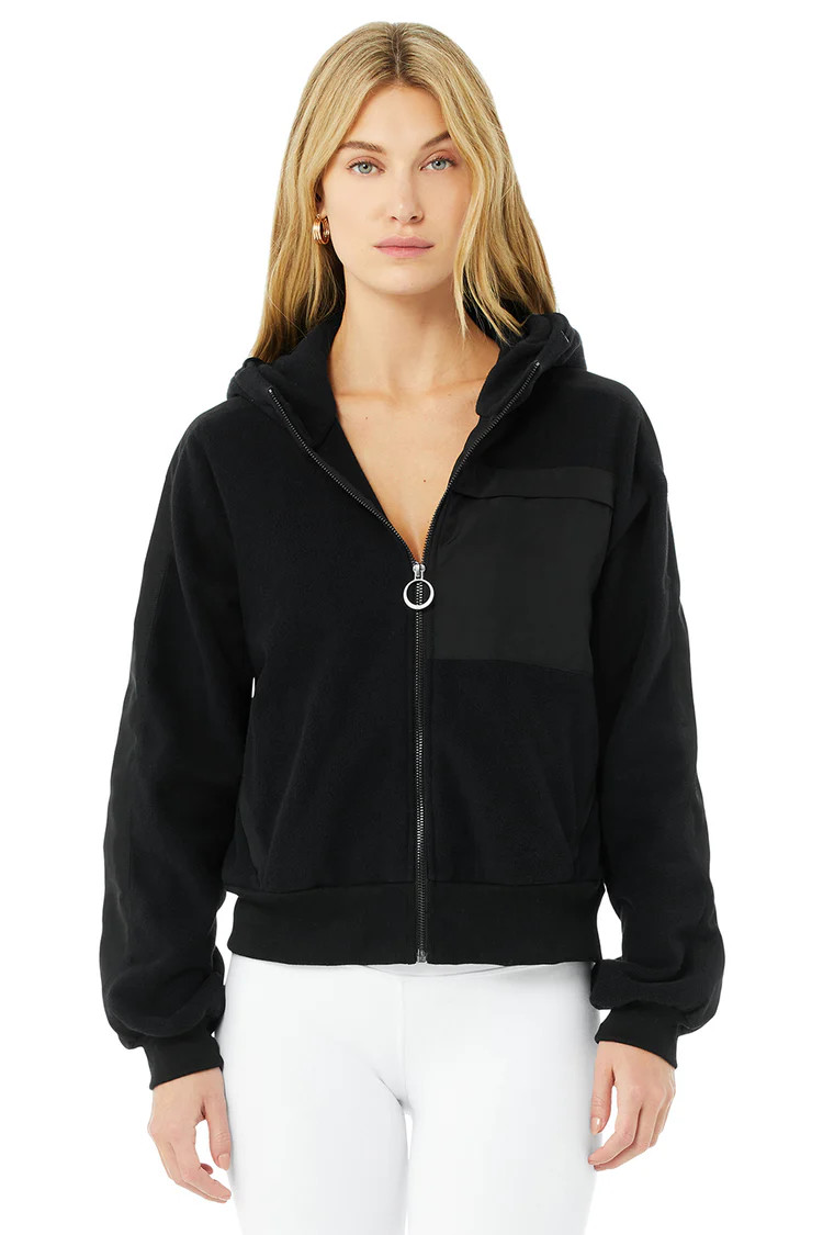 Alo is 100% sweatshop free & eco-aware | Alo Yoga (US)