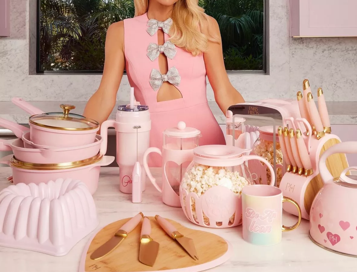 Paris Hilton Epic Nonstick Pots and Pans Set, Multi-Layer Nonstick Coating  Pink