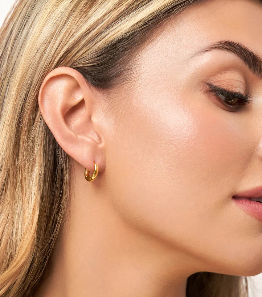 Mini Chunky Huggie Hoop Earrings (Gold) | Abbott Lyon