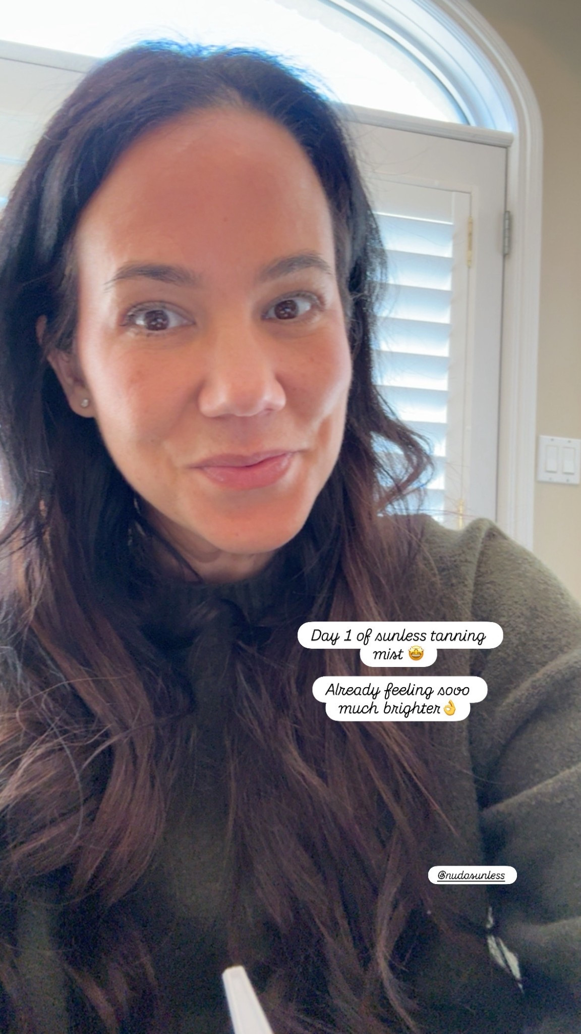 Starting my day 1 of a sunless tanning mist and I’m already noticing a brighter, more even glow ✨ As someone who runs outdoors and tries to keep my skin healthy year-round, I love using sunless tanning products to add warmth without damaging my skin.

This lightweight tanning mist gives that natural, healthy glow without streaks or heavy color — perfect for winter when skin starts looking a little dull. If you want a quick confidence boost, this is such an easy step to add to your routine.

Tap the link to shop my favorite sunless tanning essentials and glow with me 🤎

#ltkbeauty #ltkskincare #sunlesstan #tanningmist #glowingskin #naturaltan #selftanroutine #beautyroutine #winterglow #skincareover40 #beautyfinds #cleanbeauty #mombeauty #healthyskin #skincarefavorites #ltkcreator #ltkstyle