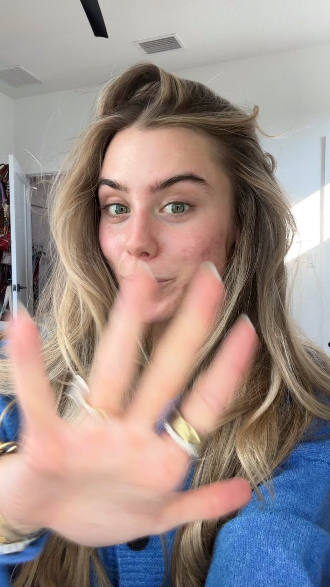 #BestBuyPartner taking gifting seriously this year 👏 @bestbuy My favorite things to gift are items that are a “luxury” that someone wouldn’t necessarily purchase for themselves. These are all my favorites of course and no better place to grab it all then Best Buy. From the gaming system to a camera to a new hair tool or a kitchen appliance they truly have it all. Think of it as a one-stop-shop. 

#canon #EOSR50V #giftidea #giftideas #giftideasforfriends #giftideaformom #giftsforher #giftsformom #giftsforgirlfriend #skincaregifts #beautygifts #beautygiftsets #skincaregiftset #skincaregiftguide #beautygiftguide #beautygiftideas #giftguideforher #giftguideforhim2025 #giftguideforbestfriend #giftsforsister Gift Guide Beauty. Gift guide for the beauty lovers. Gift idea for her. Gifts for makeup lover. Gifts for beauty lover. Gifts for girlfriend. Gifts for cousin. Gifts for sister. Christmas gifts. Christmas gifts for girls


#LTKCyberWeek #LTKGiftGuide #LTKHoliday