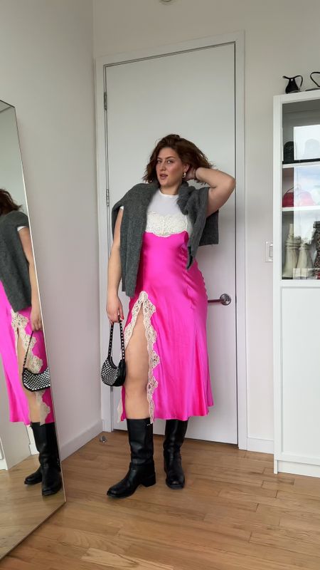 Styling a white tee for spring day 4! Obsessed with tomboy femme look with this hot pink slip dress look paired with these chunky boots.
Midsize fashion, spring fashion, spring outfit inspiration, style inspiration, curvy girl fashion, outfit ideas, spring outfit idea

#LTKstyletip #LTKSpringSale #LTKmidsize