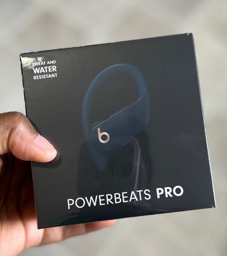 PowerBeats Pro…the perfect Father’s Day gift for dad 😃 

#headphones #beats #gadgets #tech #fathersday

#LTKhome #LTKmens #LTKGiftGuide