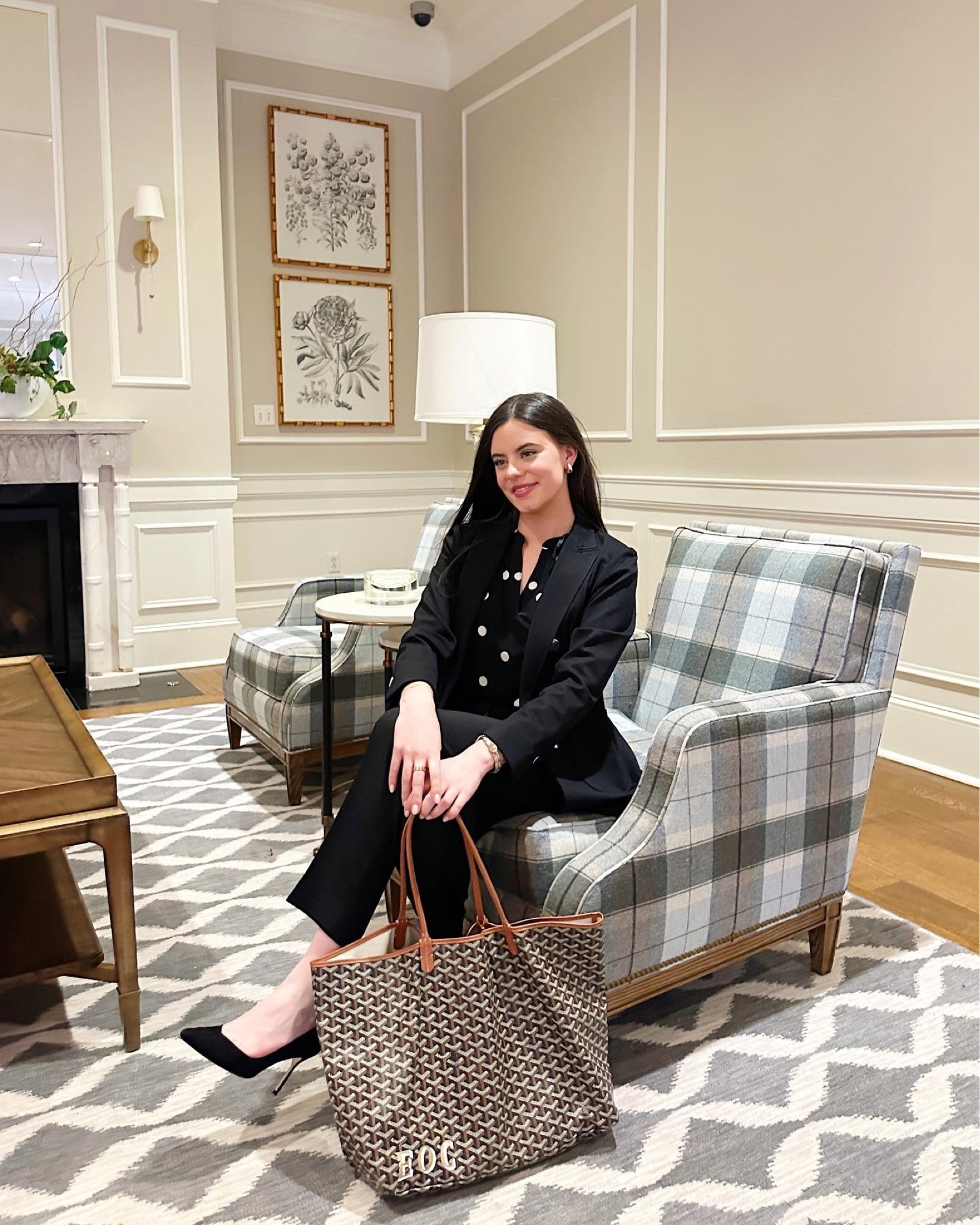 Workwear look! My black suit & blouse are Nordstrom, shoes are Sarah Flint!