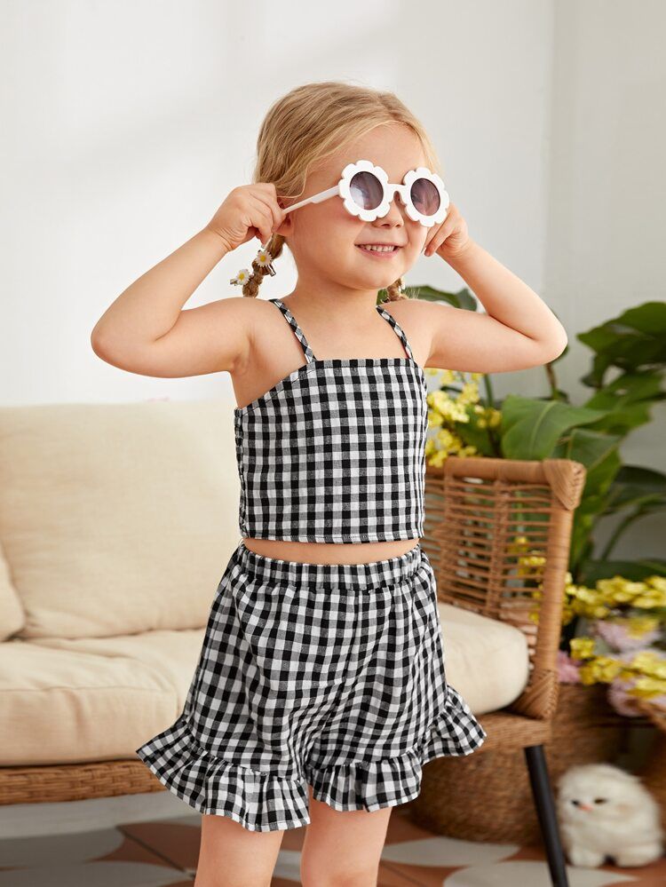 SHEIN Toddler Girls Gingham Crop Cami Top & Ruffle Shorts Set | SHEIN