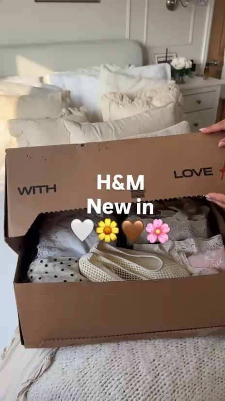 H&M New in 🌸 

Summer Outfit, Summer Outfit Inspiration, Holiday Outfit, Holiday Outfit Inspiration, Co-ord Set, Summer Dress, Holiday Style, Holiday Outfit Inspiration 

#LTKsummer #LTKspring #LTKuk
