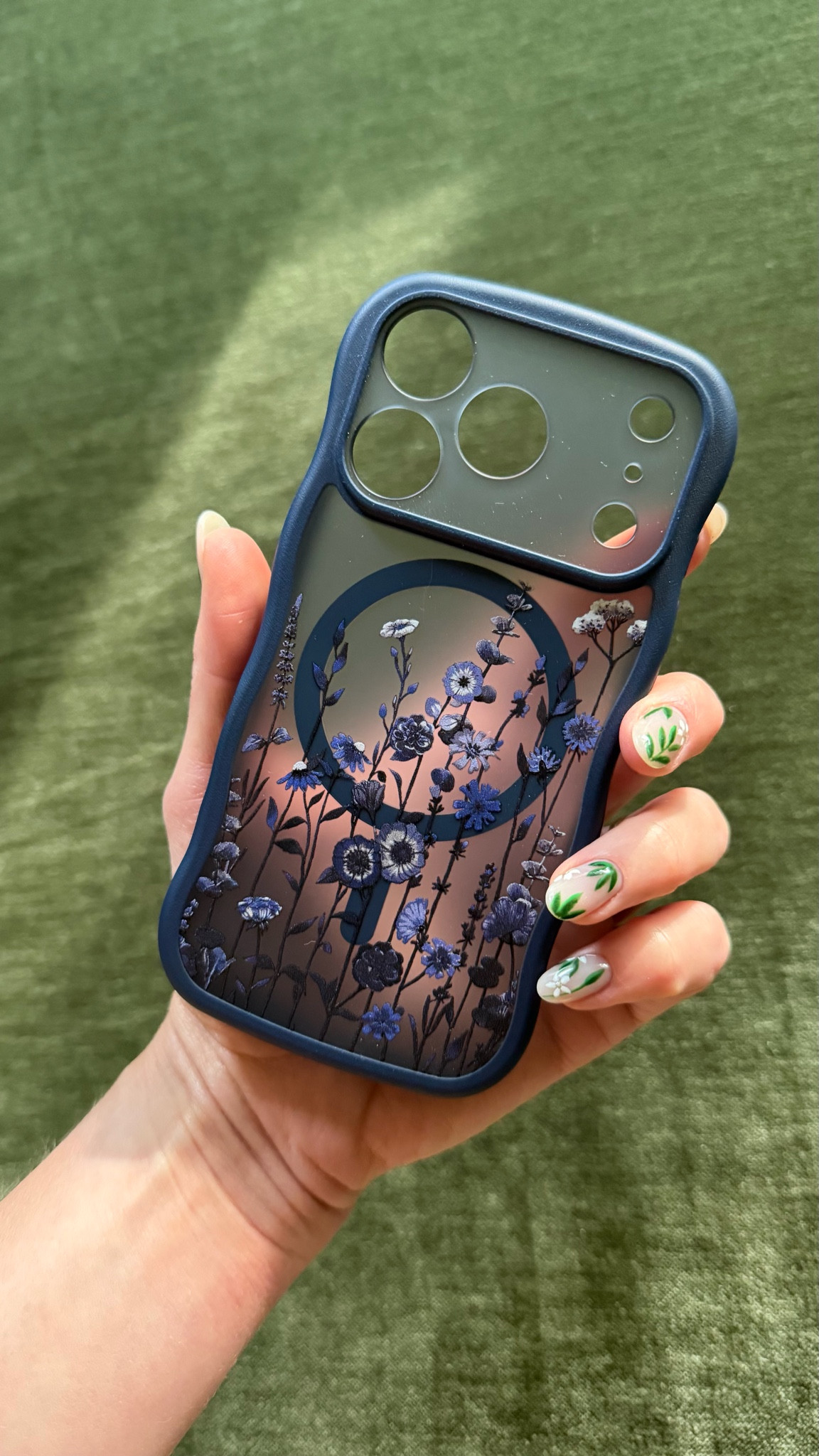 iPhone 17 case, summer iphone case, spring iphone case, floral iPhone case

#LTKgrwm #LTKmomlife