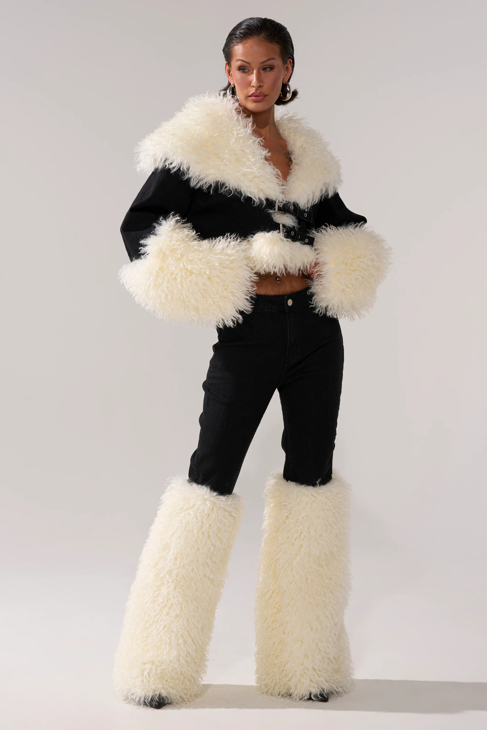 SITTING PRETTY FUR TRIM DENIM | AKIRA